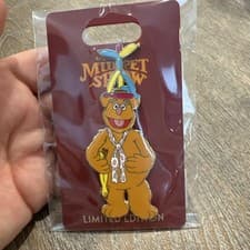 WDI Fozzy Bear The Muppet Show Pin front