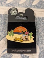 Disney 2007 Hilton Head Island Resort Pin Mickey Minnie Pluto front
