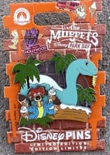 Muppets Park Day Pepe King Prawn Gertie's LE Pin front