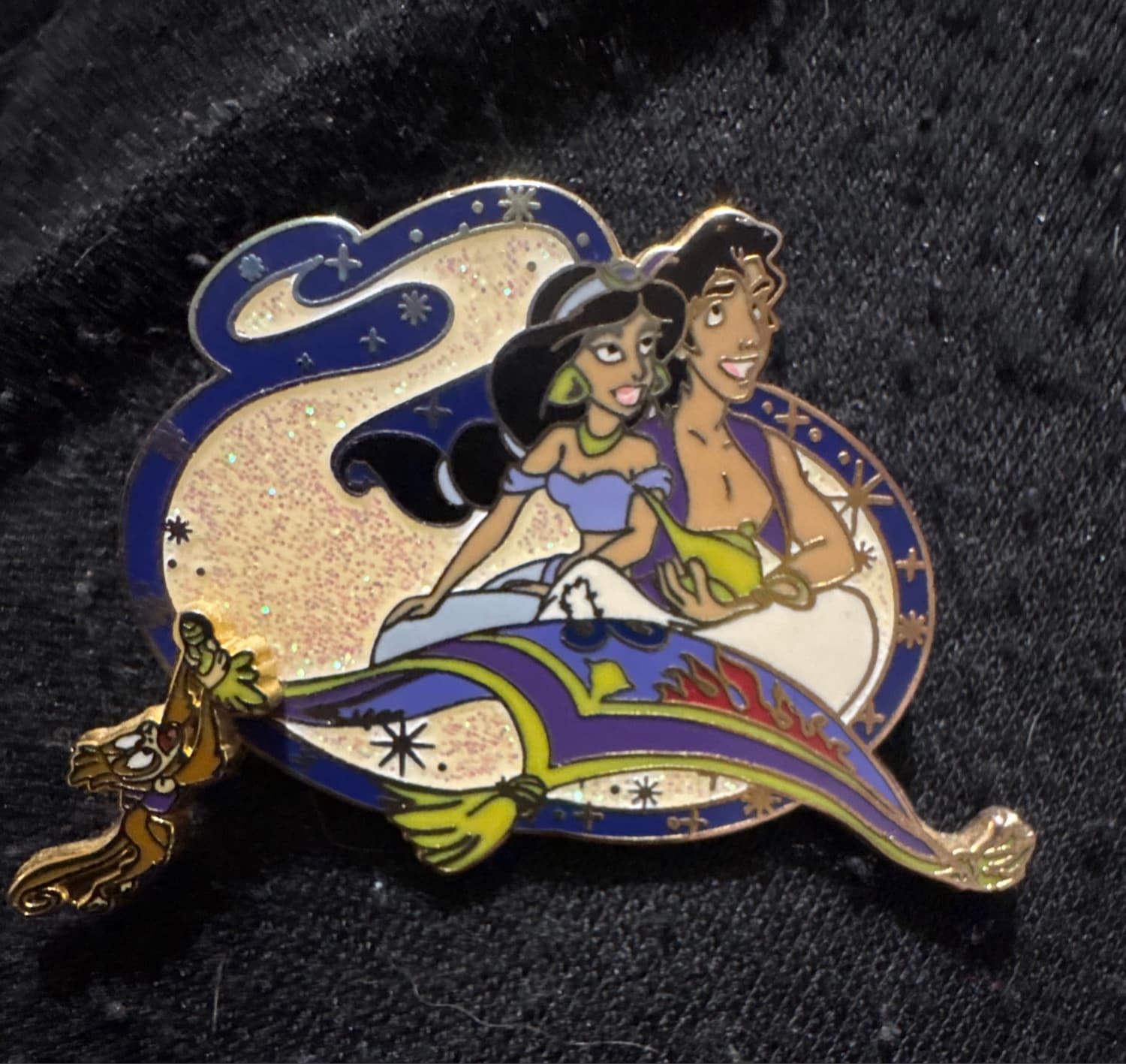Jasmine & Aladdin Magic Carpet Ride Magic is in the Air Quarterly LE Pin front