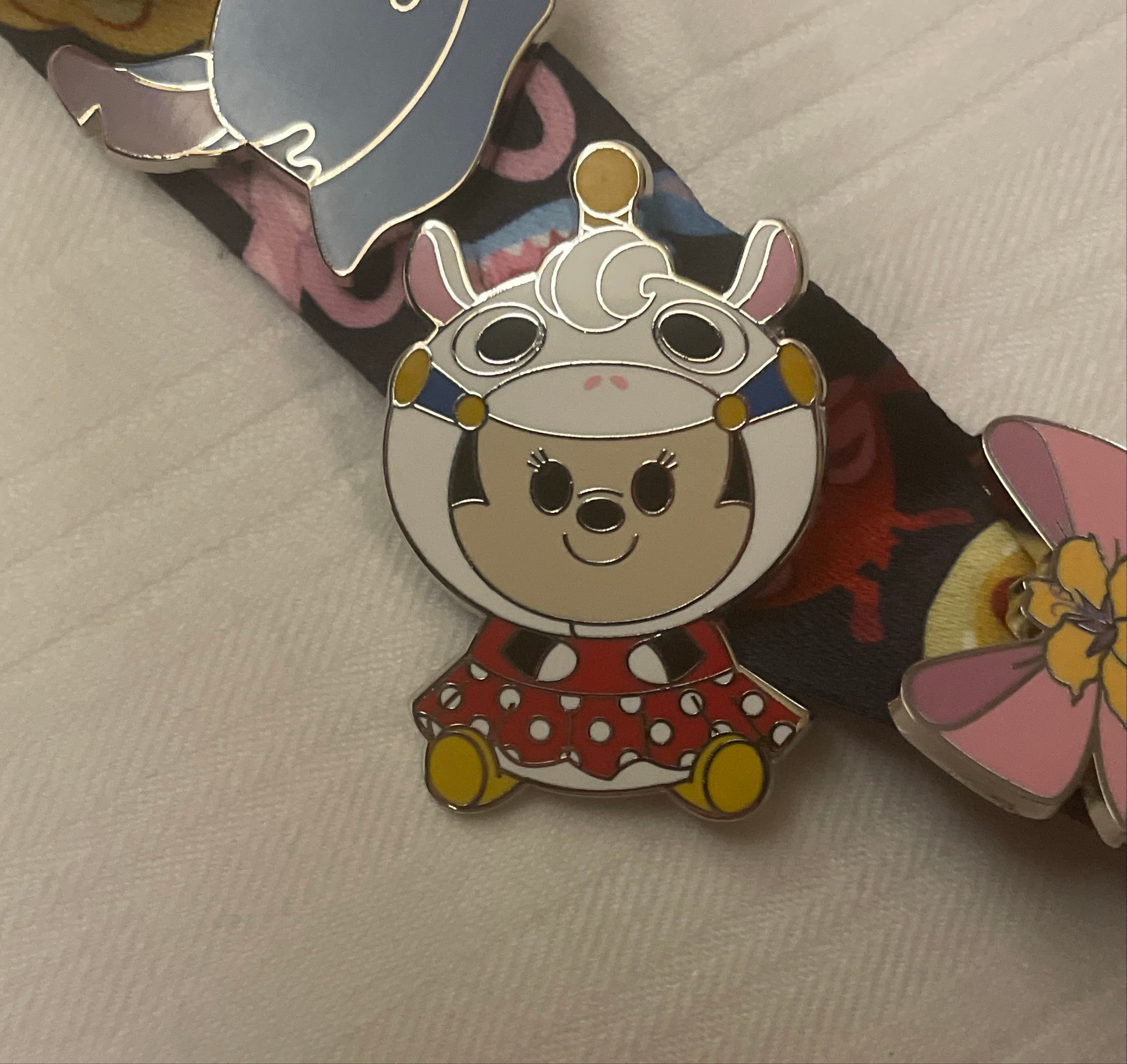 Minnie Mouse as Kuzco Llama - Hidden Disney 2024: Wave 2 front