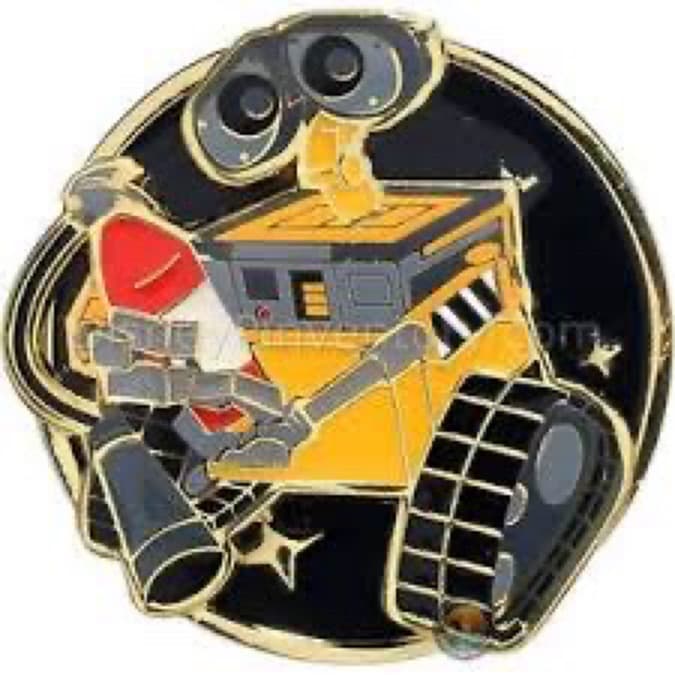 WALL-E with Fire Extinguisher - Moving Pin front