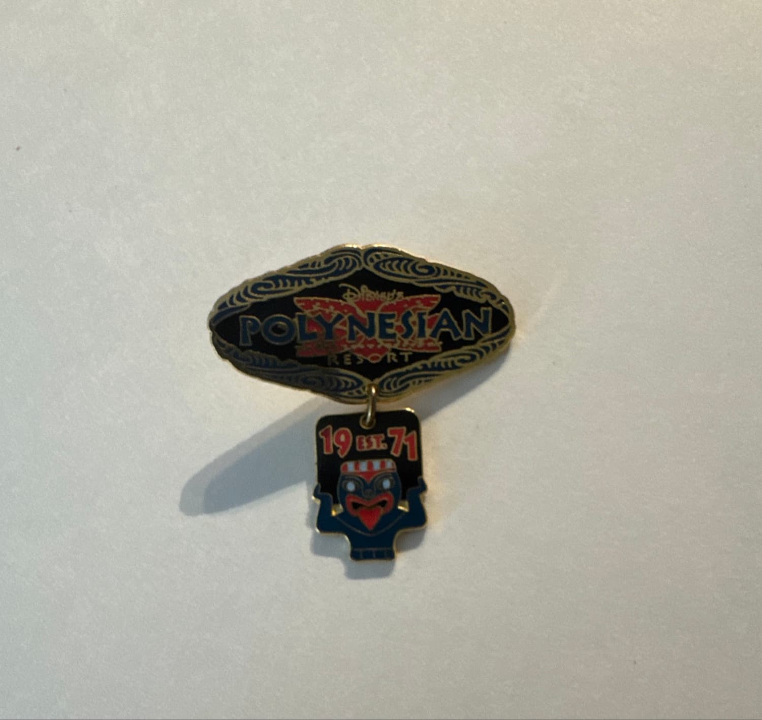 Polynesian Resort Est. 1971 Dangle Pin front