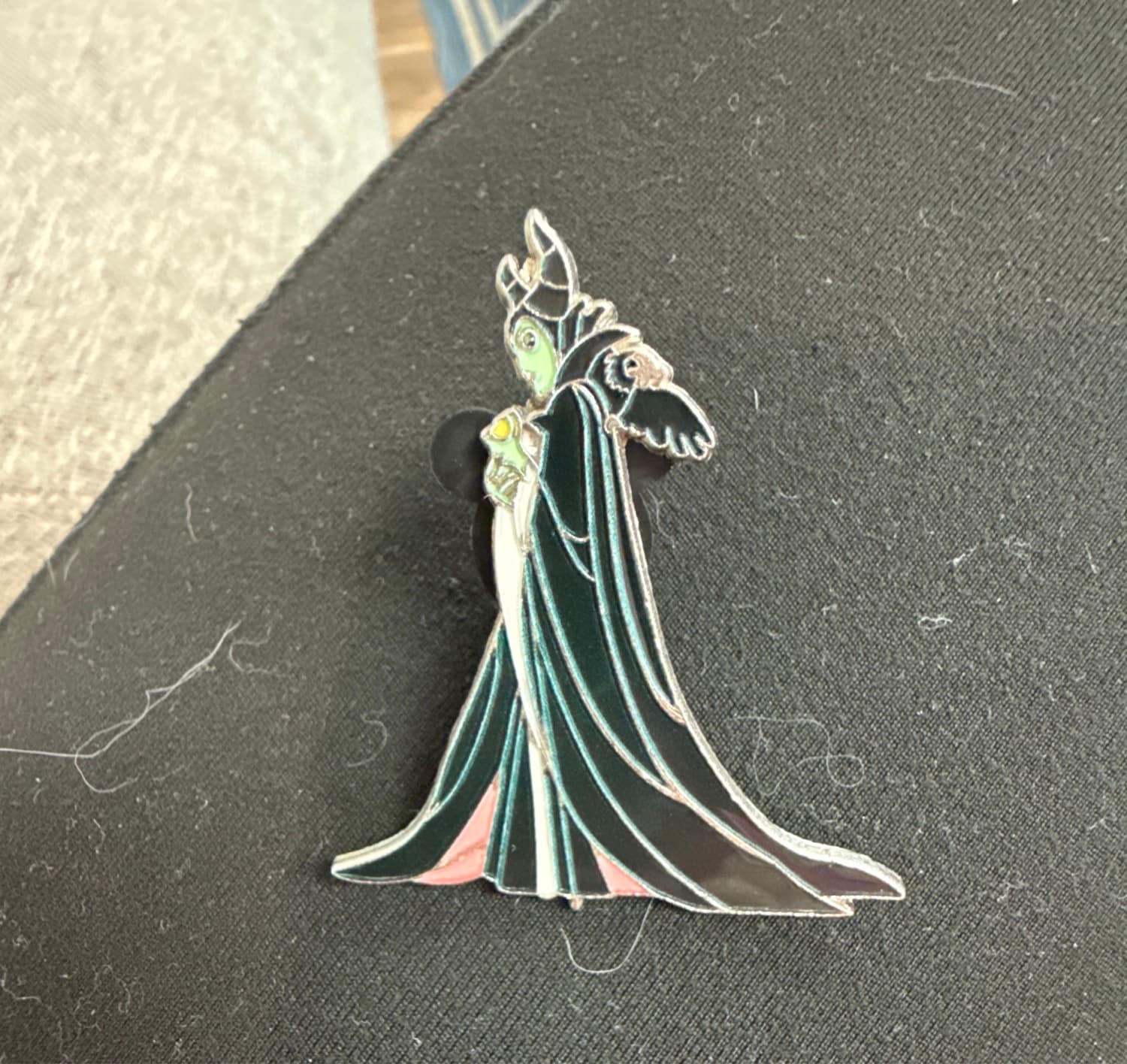 Standing Maleficent w/Diablo front