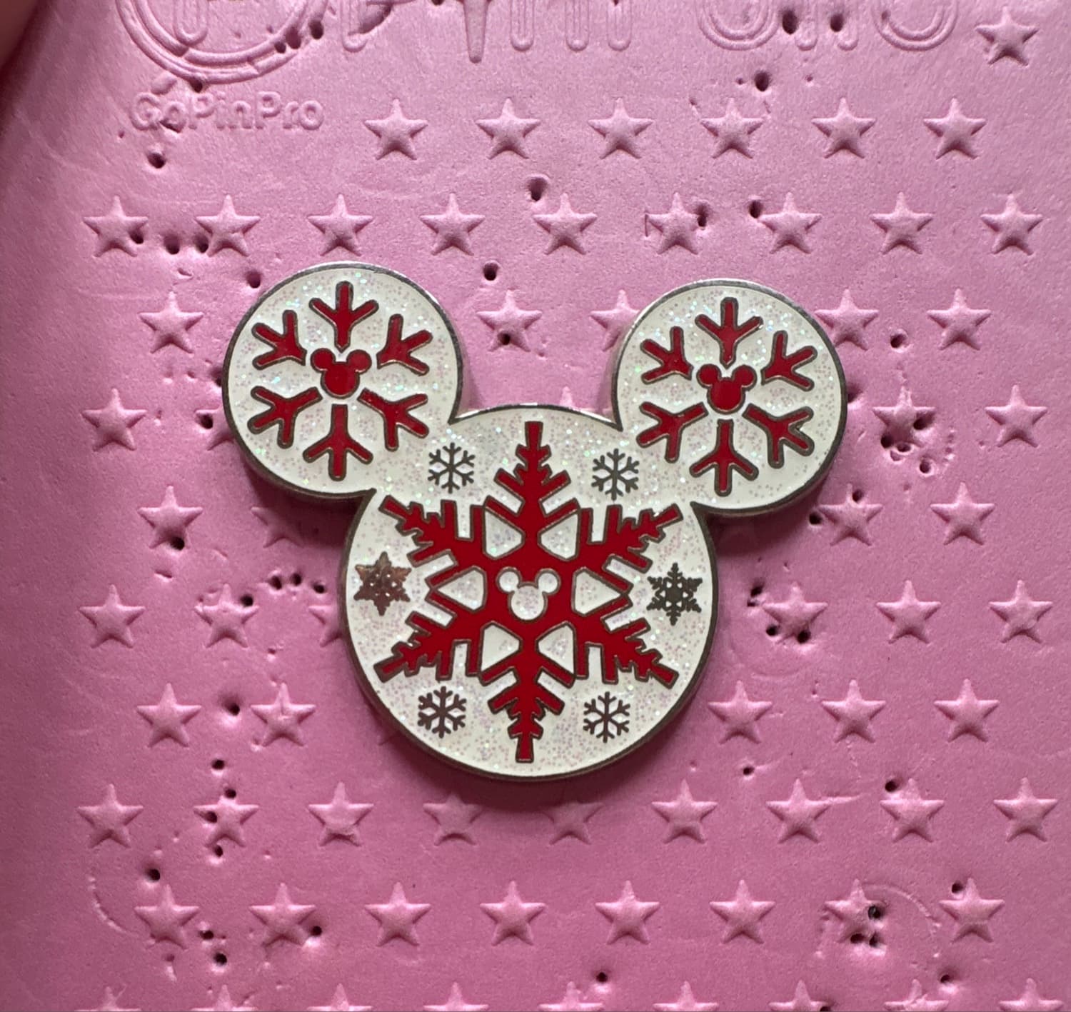 Mickey Outline with Red Snowflakes front