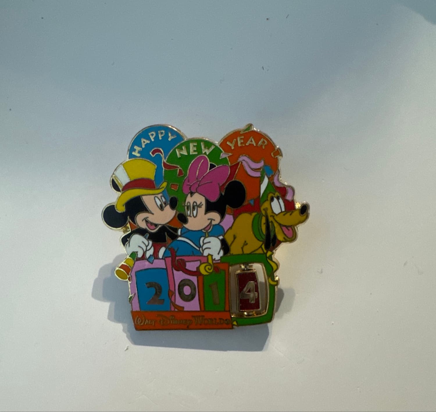 Disney Happy New Year 2014-2015 Mickey Minnie Pluto Spinner Pin front