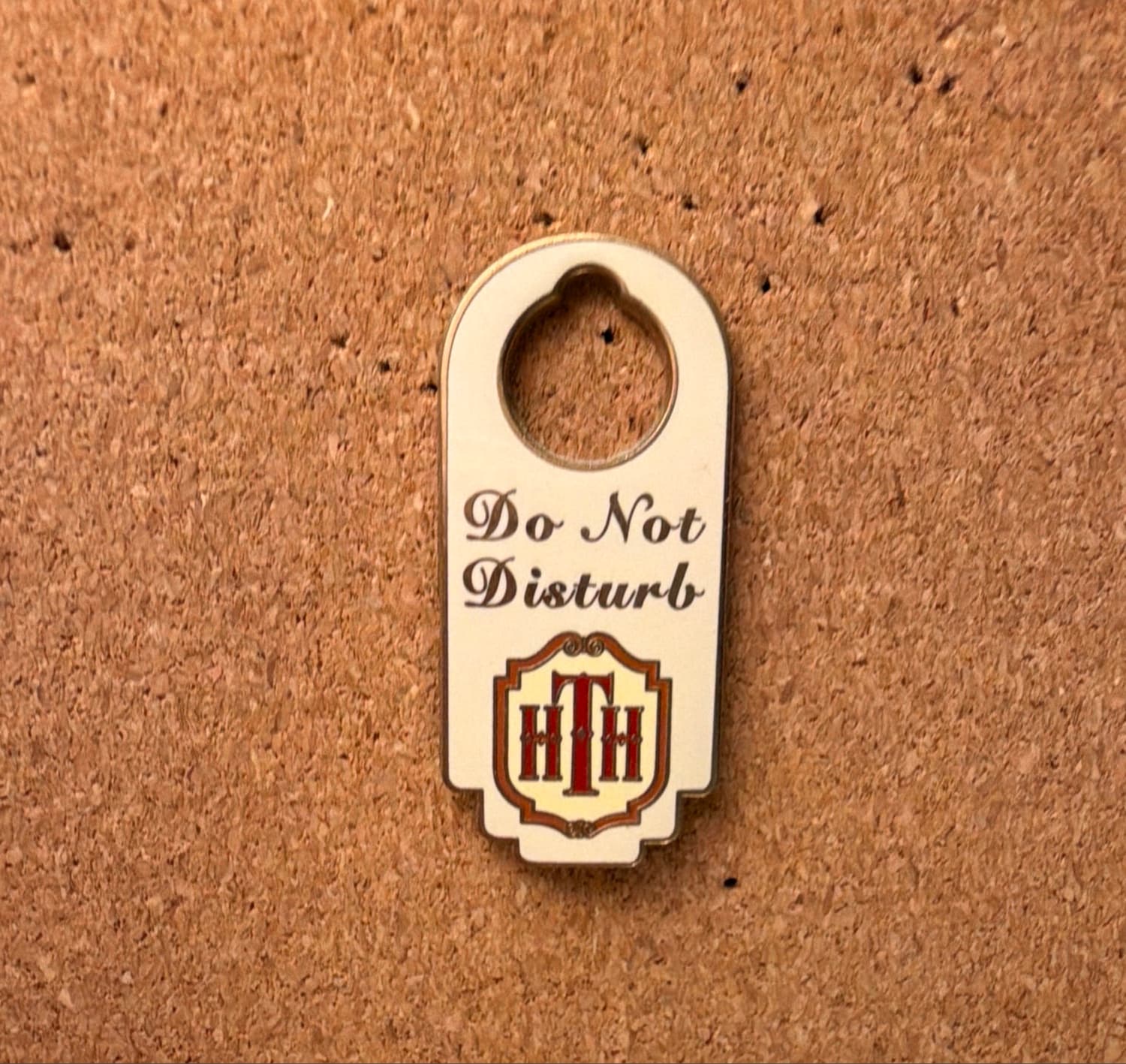 DLR - Tower of Terror - Do Not Disturb Door Hanger - 2004 front