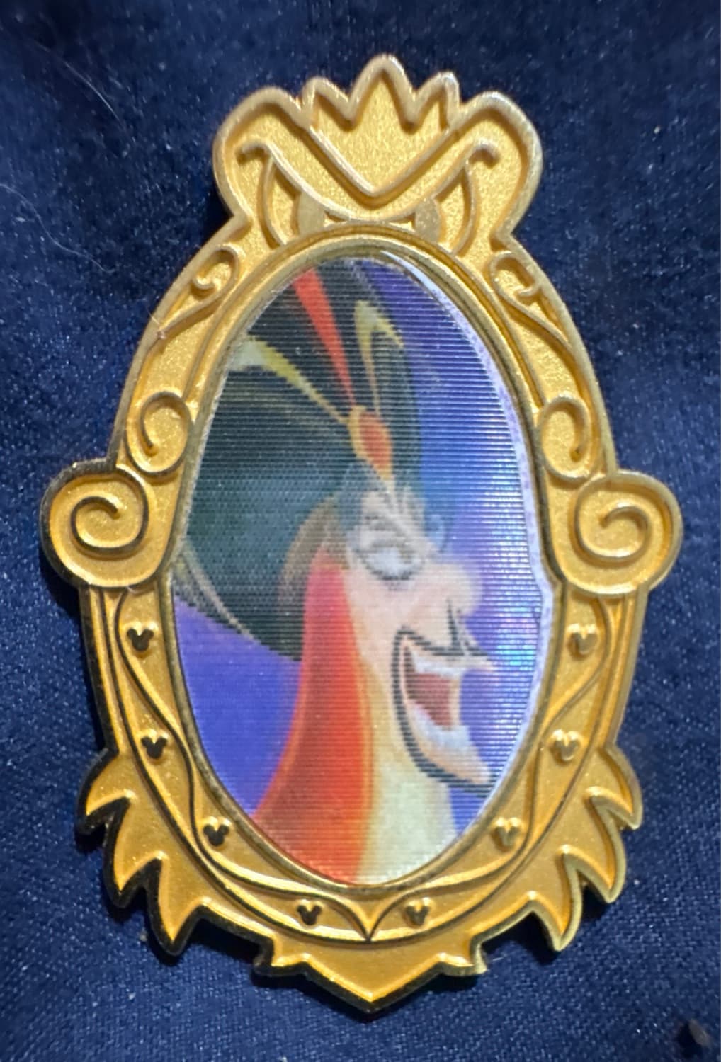 Disney 2001 Villain Lenticular Jafar Gold Frame Portrait Pin front