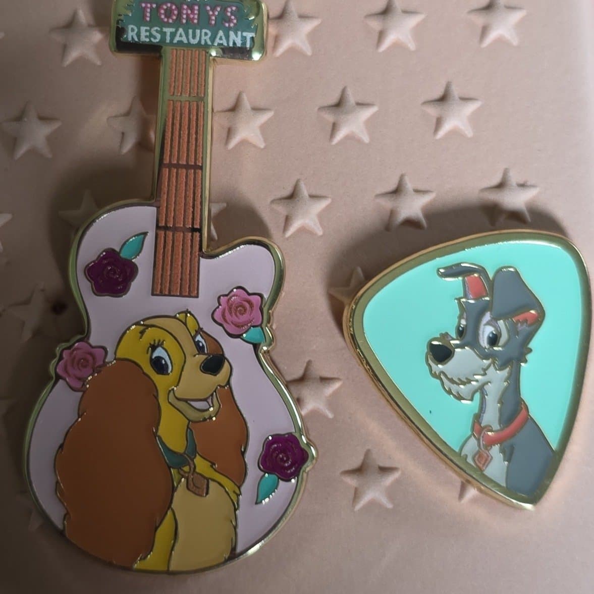 Lady and the Tramp - Lady Guitar & Tramp Pick front