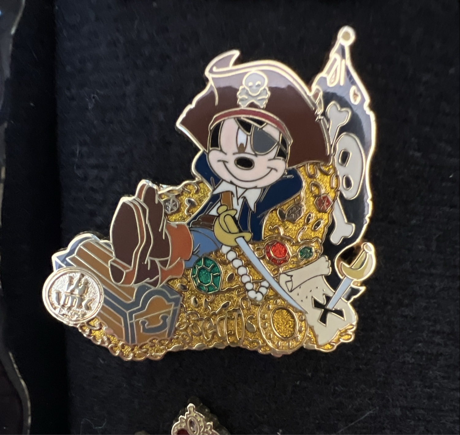 Pirate Mickey on Treasure front