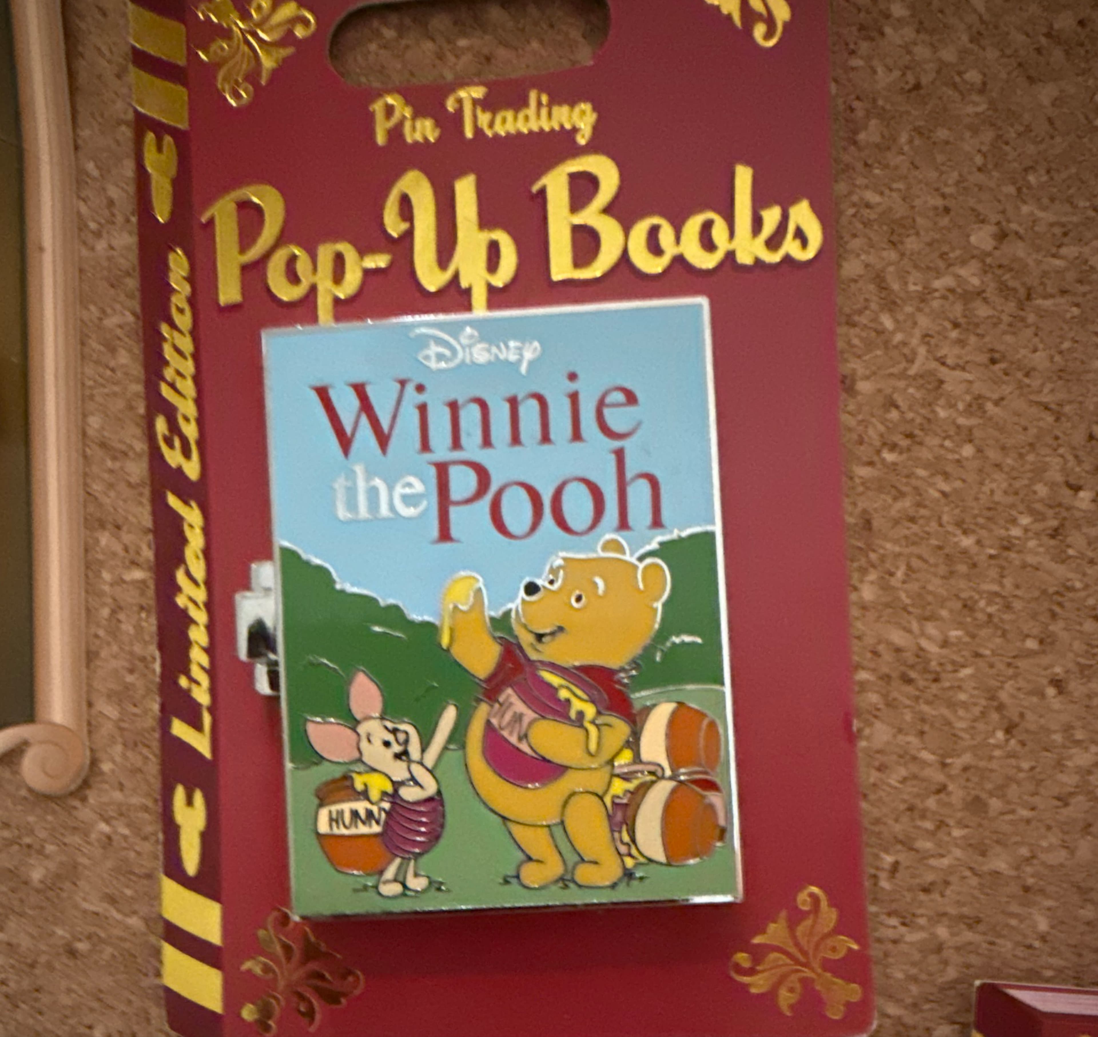 Winnie the Pooh - Pin Trading Pop-Up Books Series front