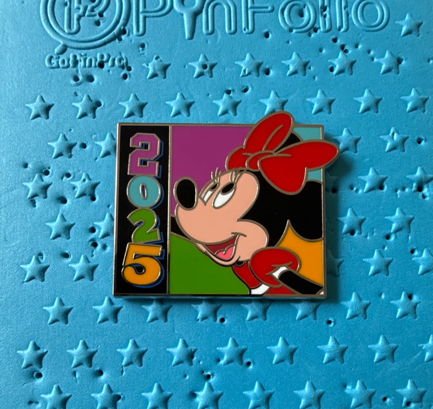 Minnie Mouse 2025 Dated Year Pin front