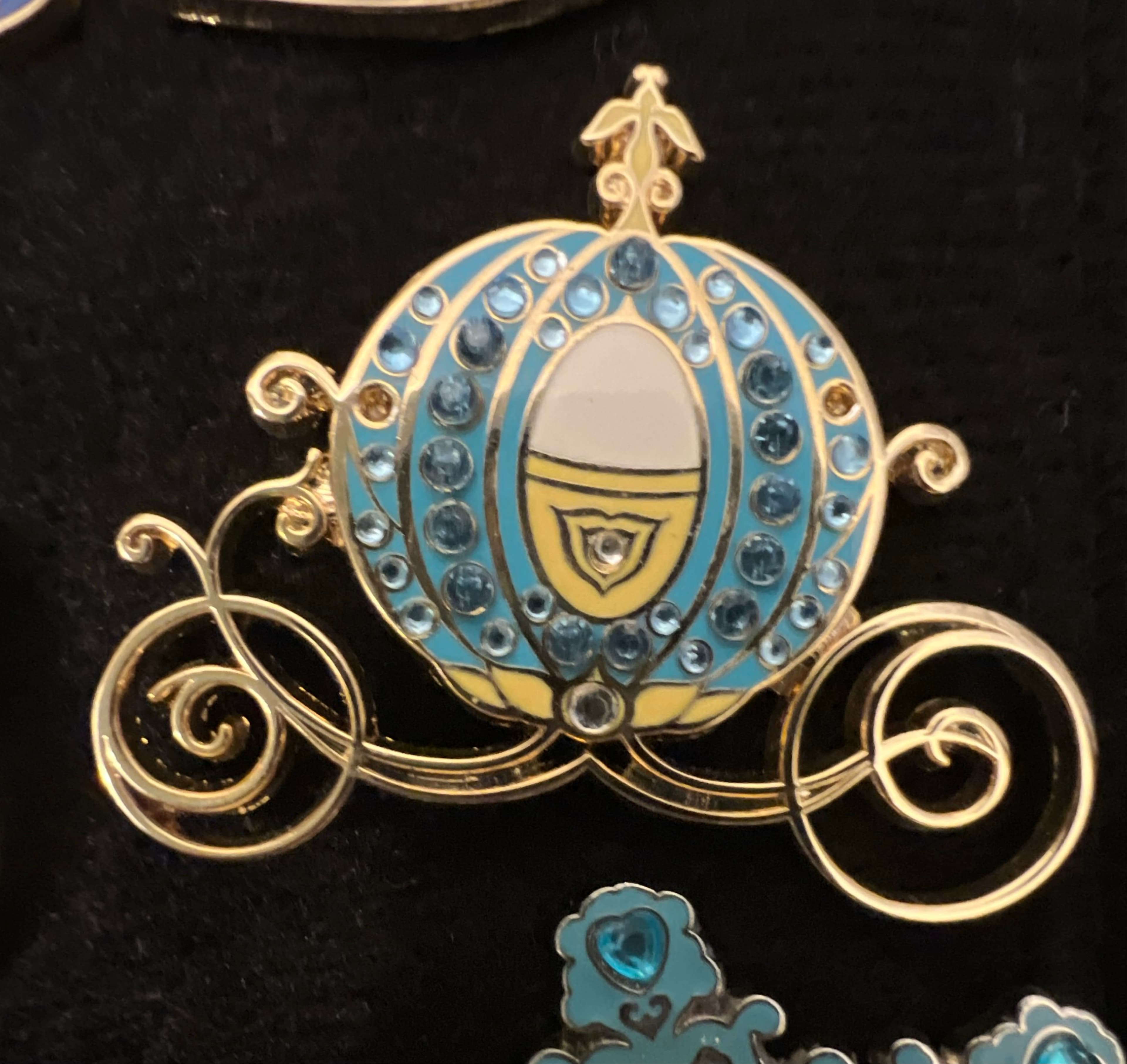 Cinderella's Coach (Jeweled) front