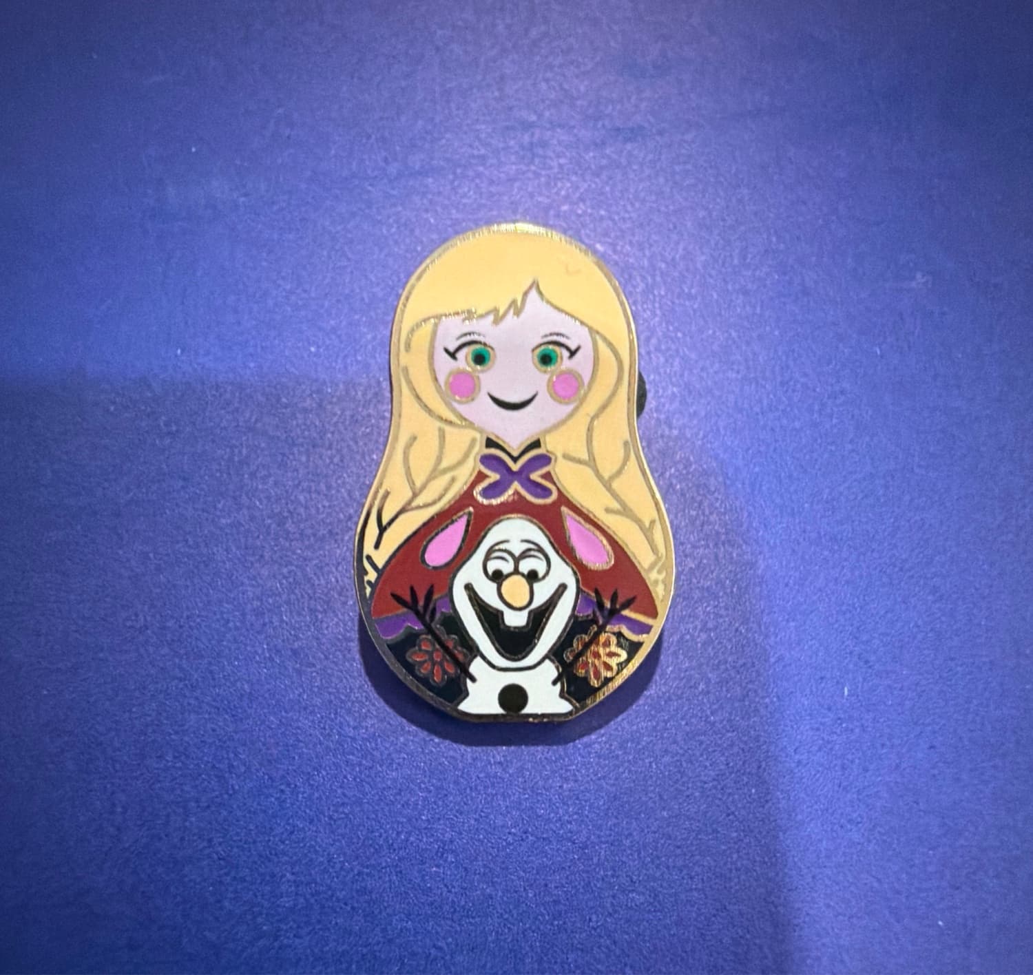 Nesting Dolls Mini Pin Pack - Anna & Olaf Pin front