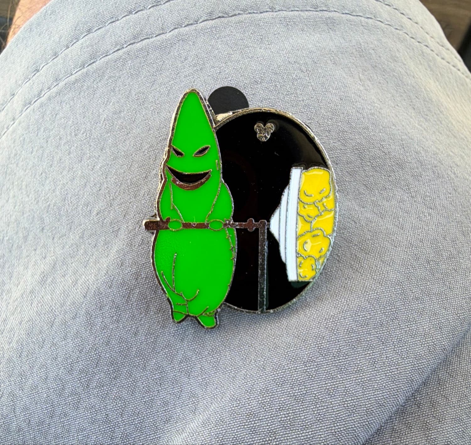 Hidden Mickey Oogie Boogie Popcorn Maker Completer Pin front