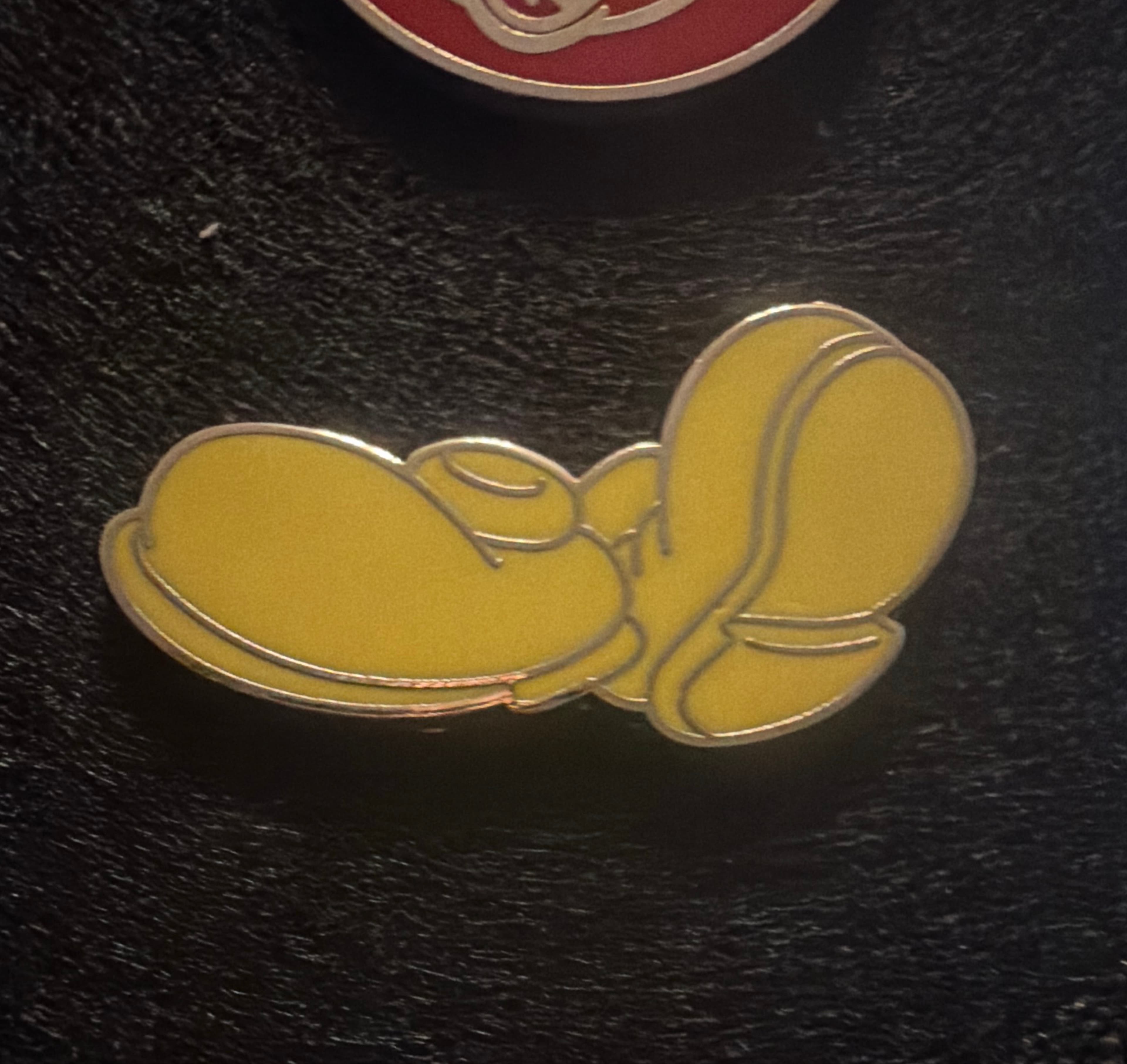 Pluto - DLP Big Feet Collection front