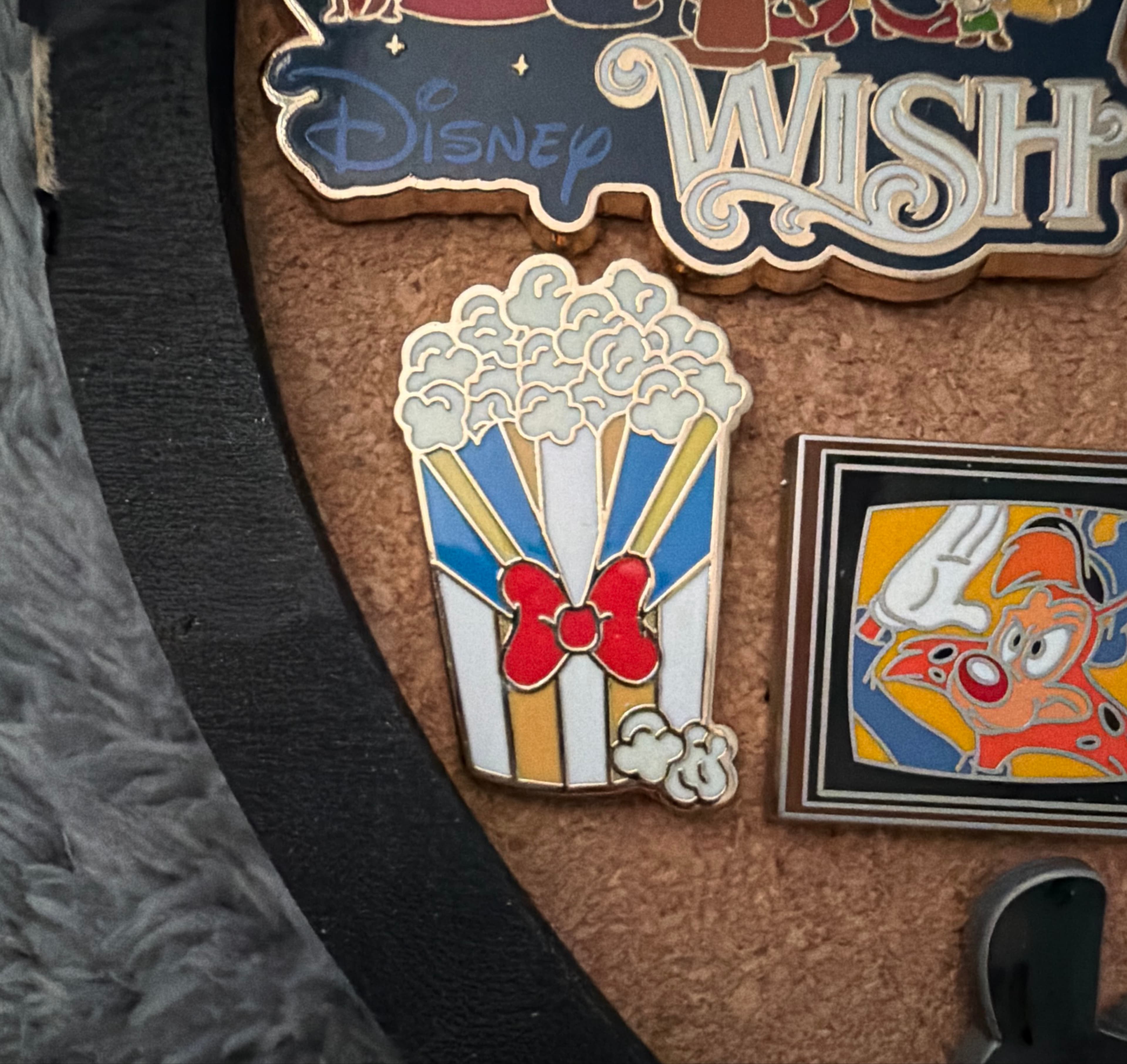 Donald - Character Popcorn Buckets front