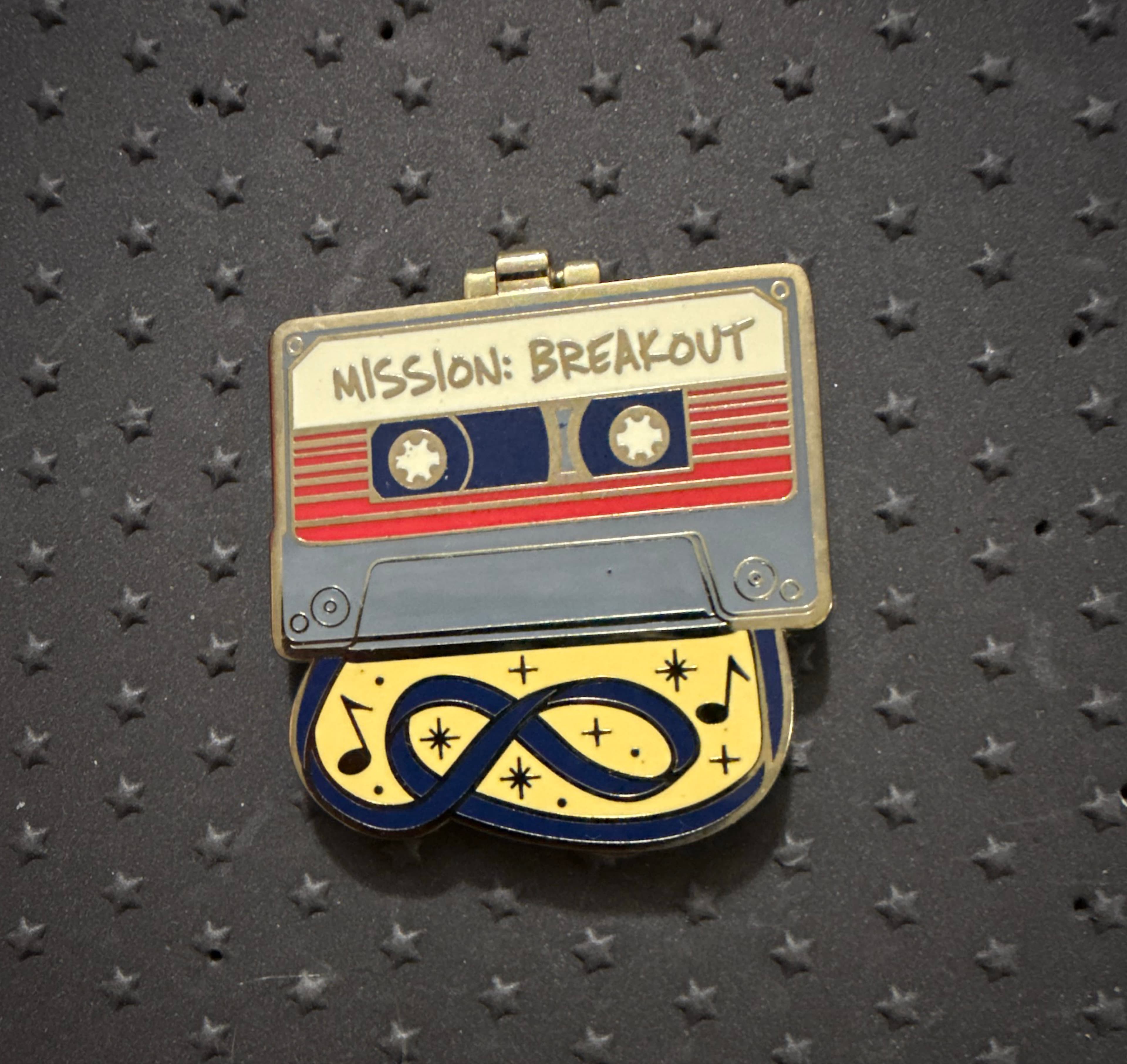 Guardians of the Galaxy: Mission Breakout - Groot Cassette Pin front