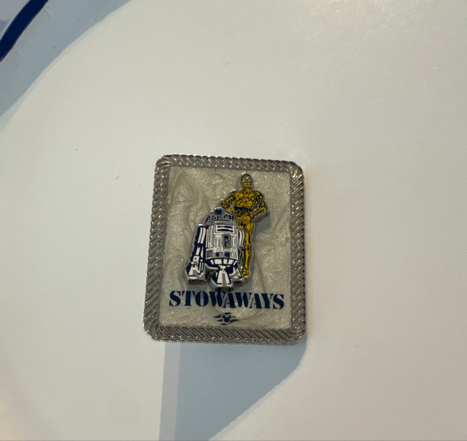 Disney Cruise Line STAR WARS R2-D2 & C-3PO STOWAWAYS 3D Pin front