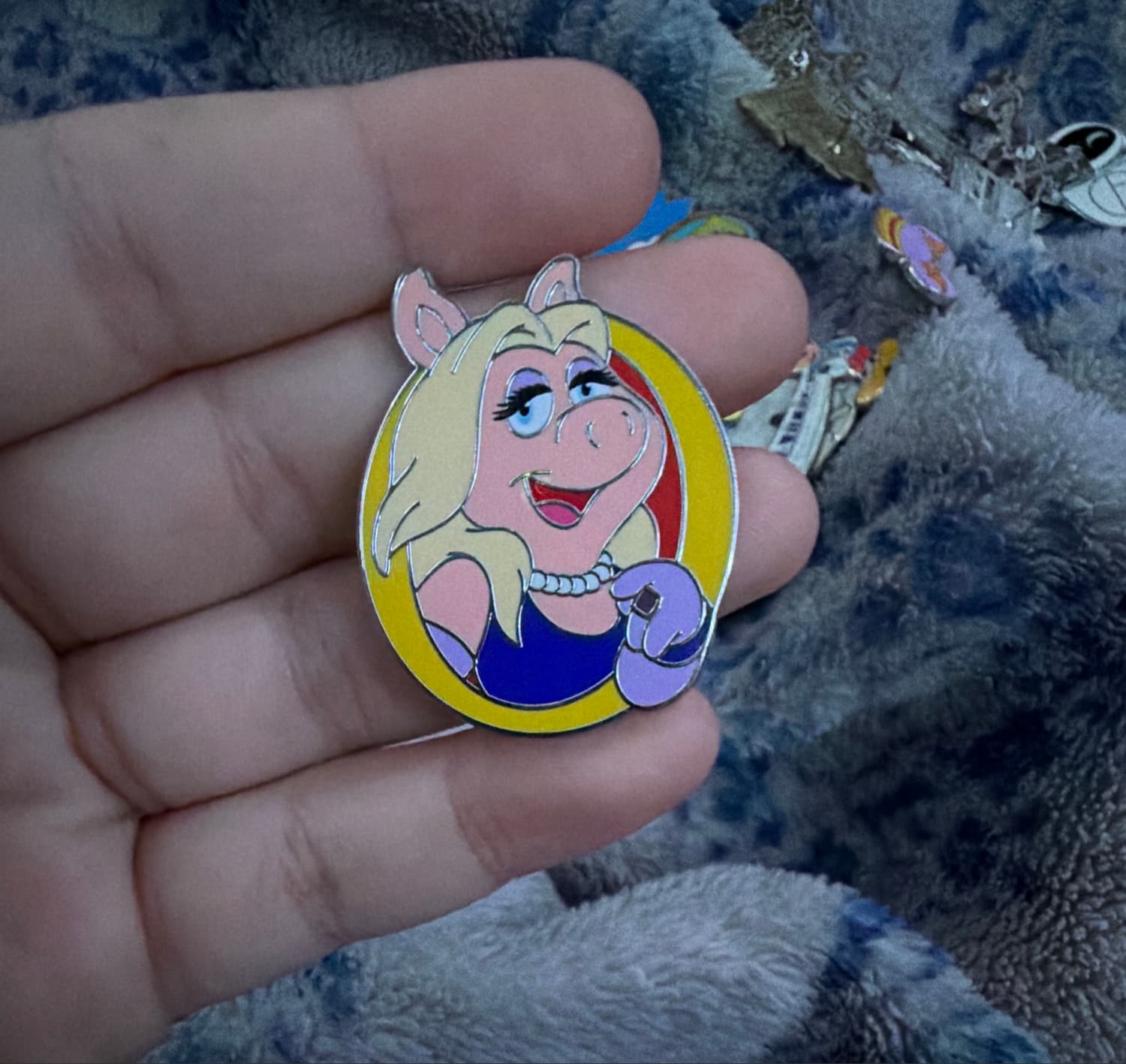 Miss Piggy front