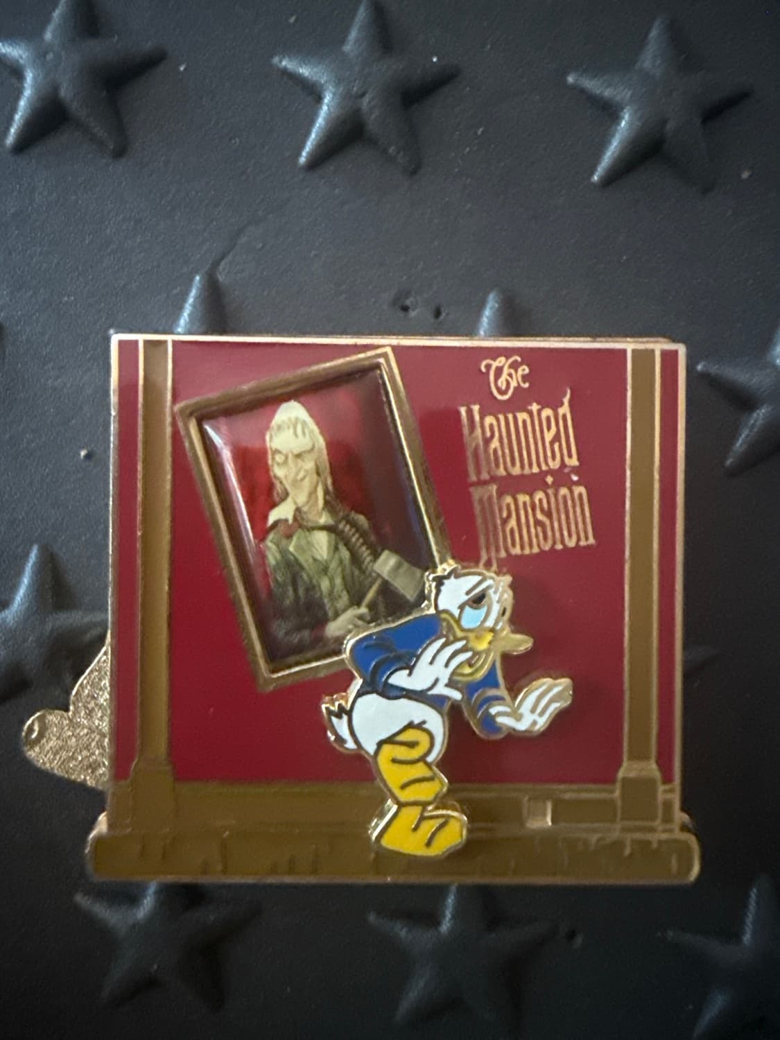 A Frightening Appearance - Haunted Mansion - Donald Duck front