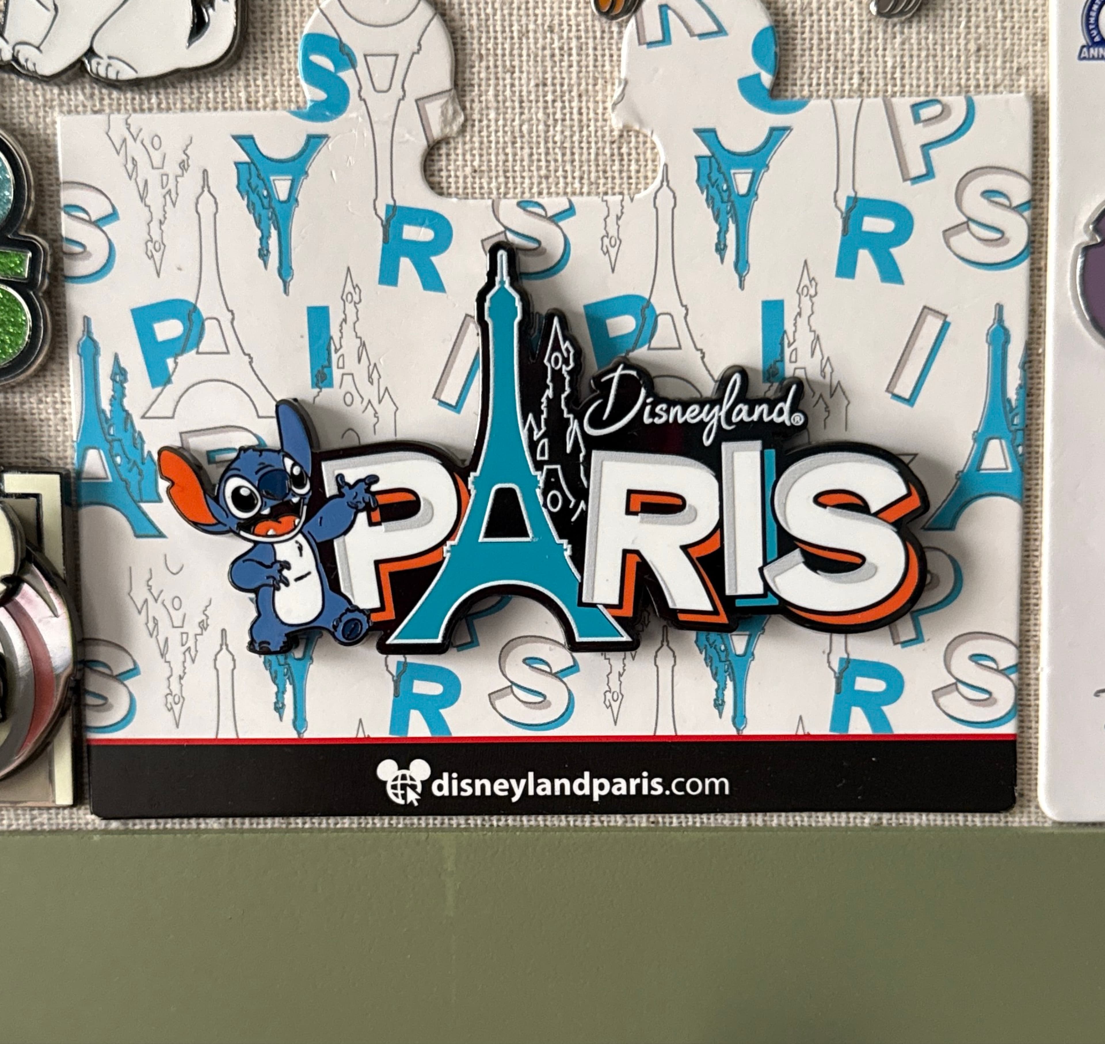 pAris Stitch - Disneyland Paris and Eiffel Tower front