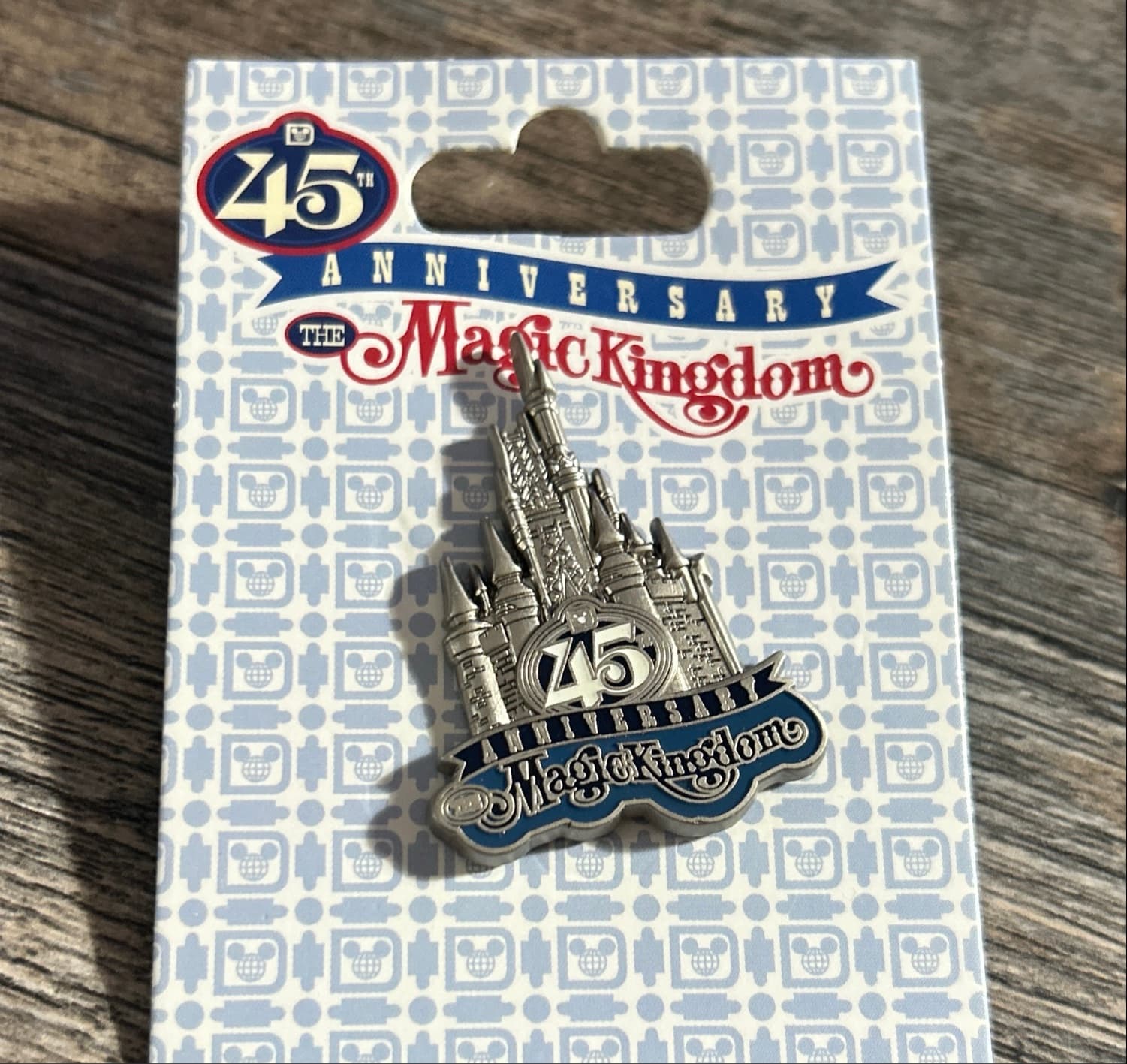 Disney Magic Kingdom 45th Anniversary Cinderella Castle Pin front