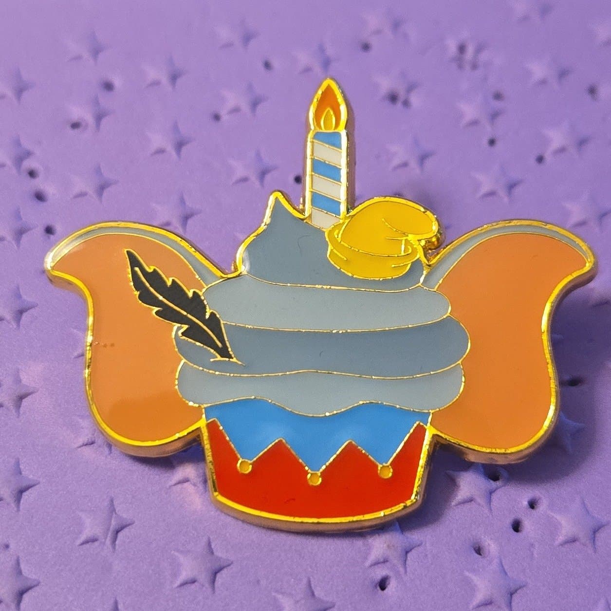 Loungefly Disney Cupcake Blind Box Scented Pin Set - Dumbo Pin front