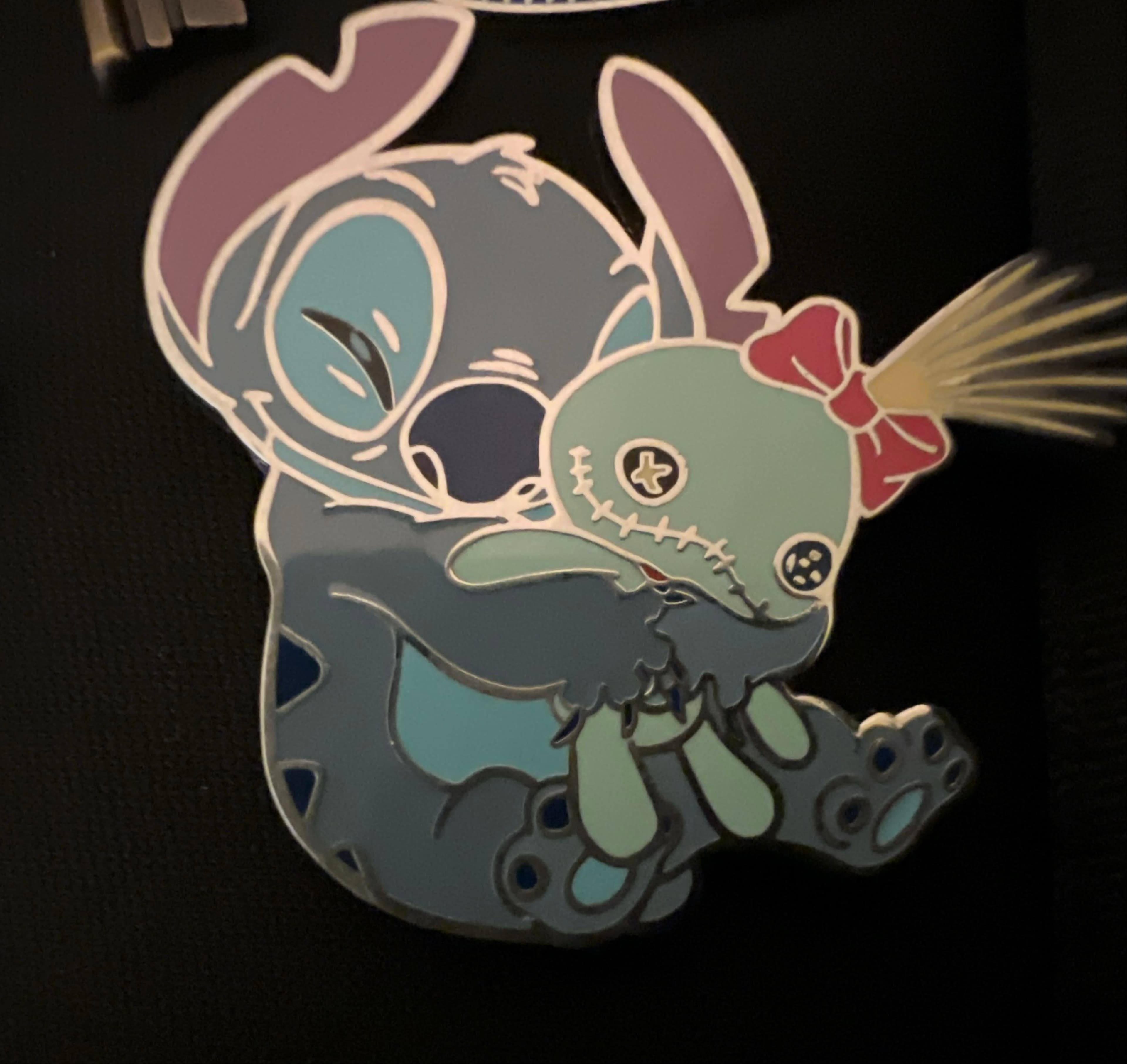 Stitch Hugging Scrump front