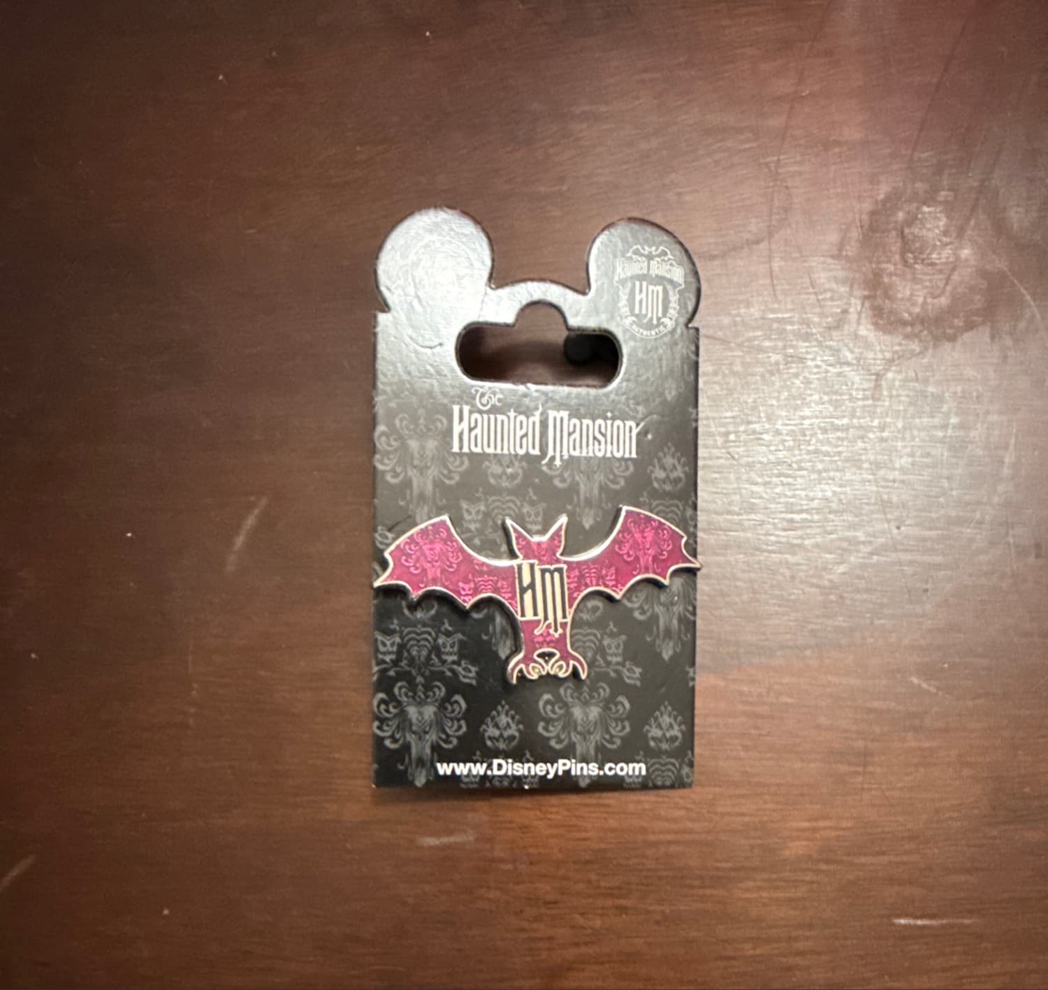 Haunted Mansion - Wallpaper Bat front