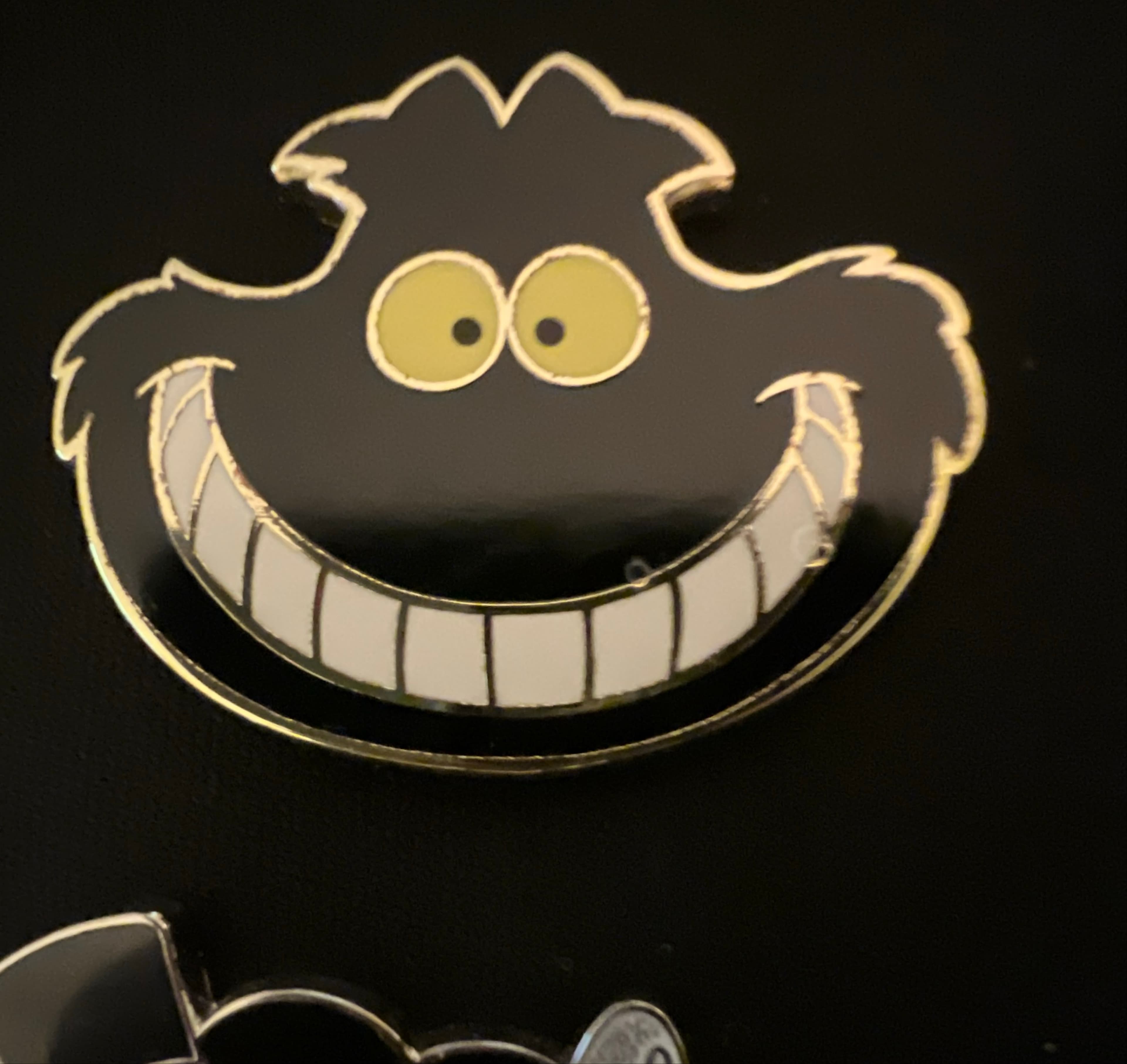 Cheshire Cat Grinning Head Set - Black Shadow ONLY front