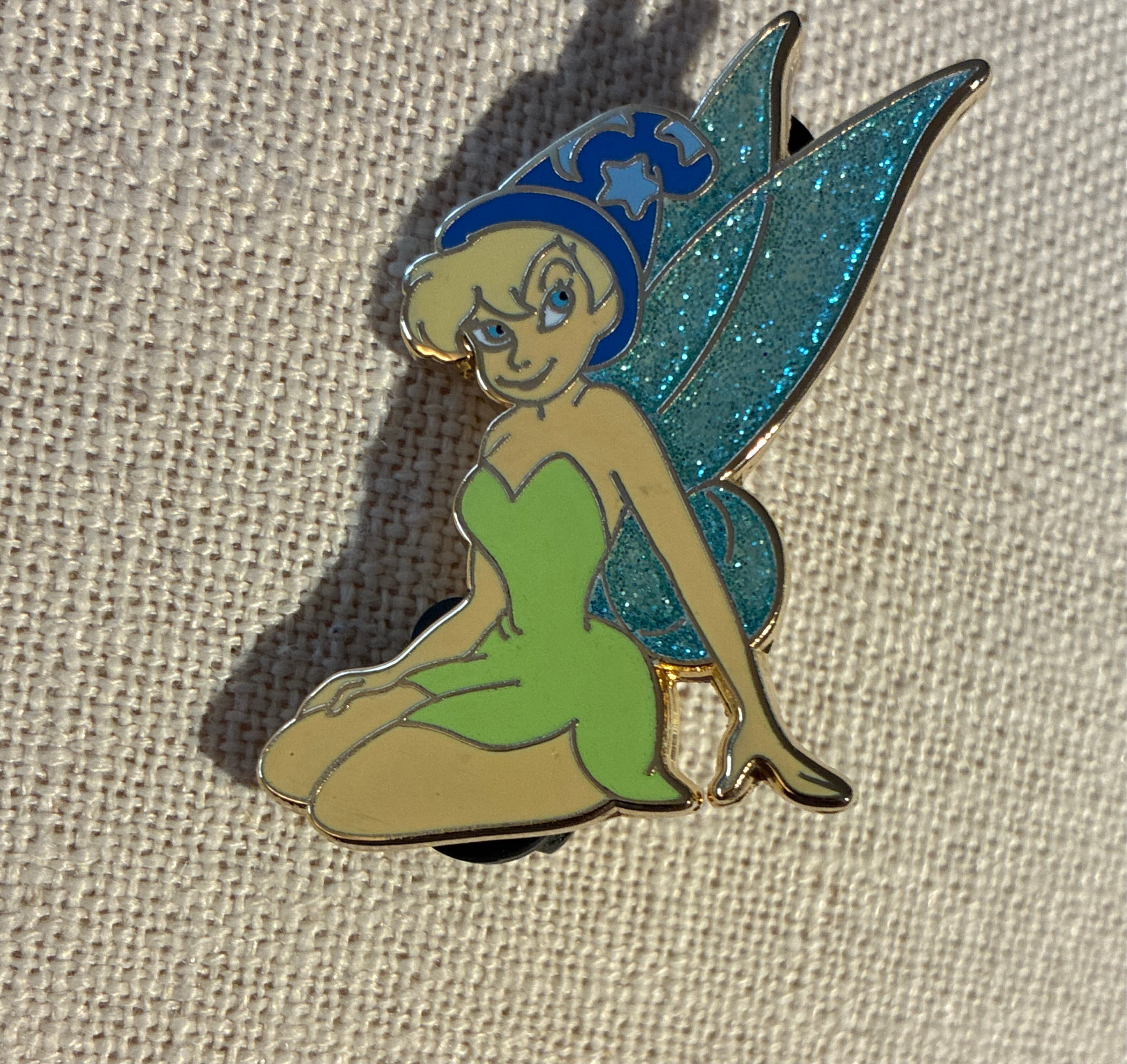 Tinker Bell's Wings - Sorcerer Hats Mystery Pin Collection - Colors front