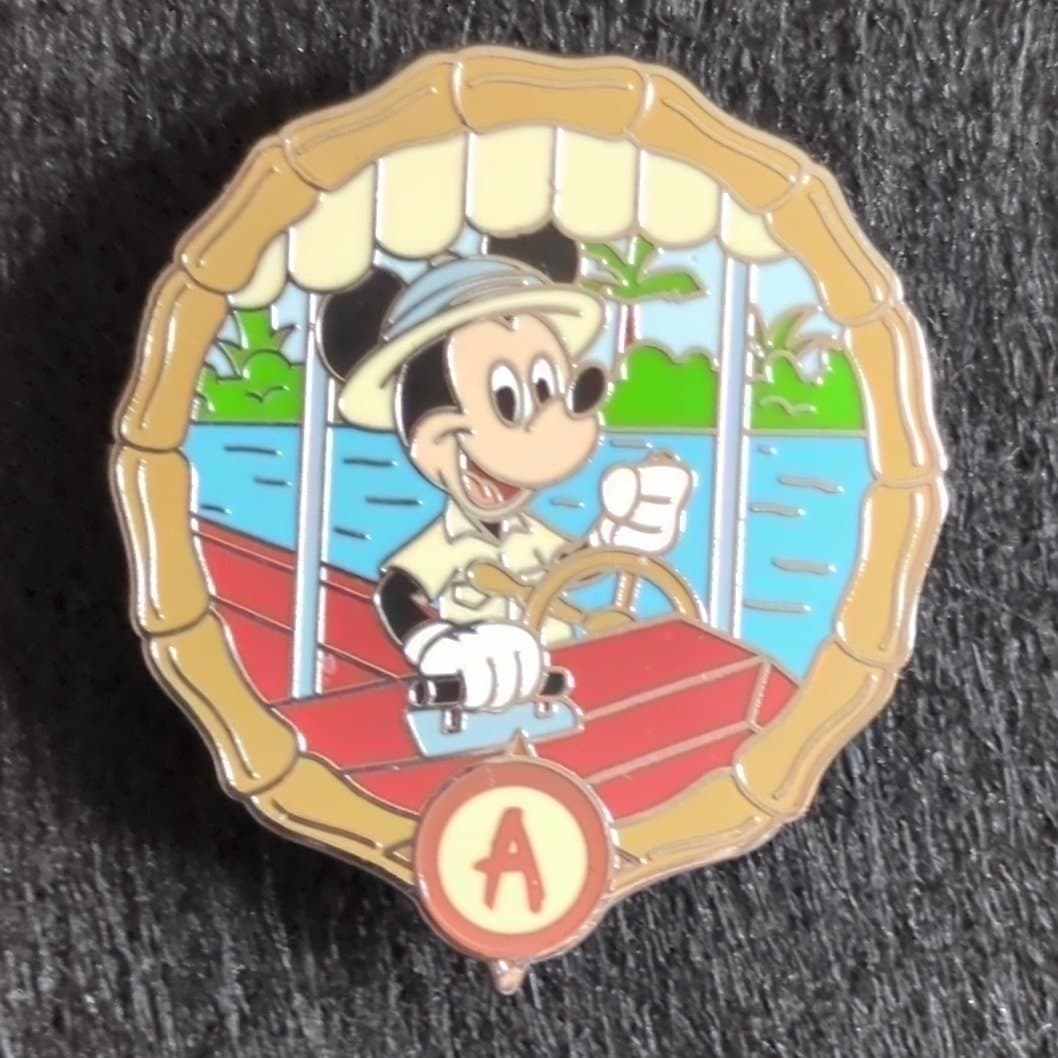 Mickey Mouse Jungle Cruise Skipper - Adventureland Mystery Pin Set front