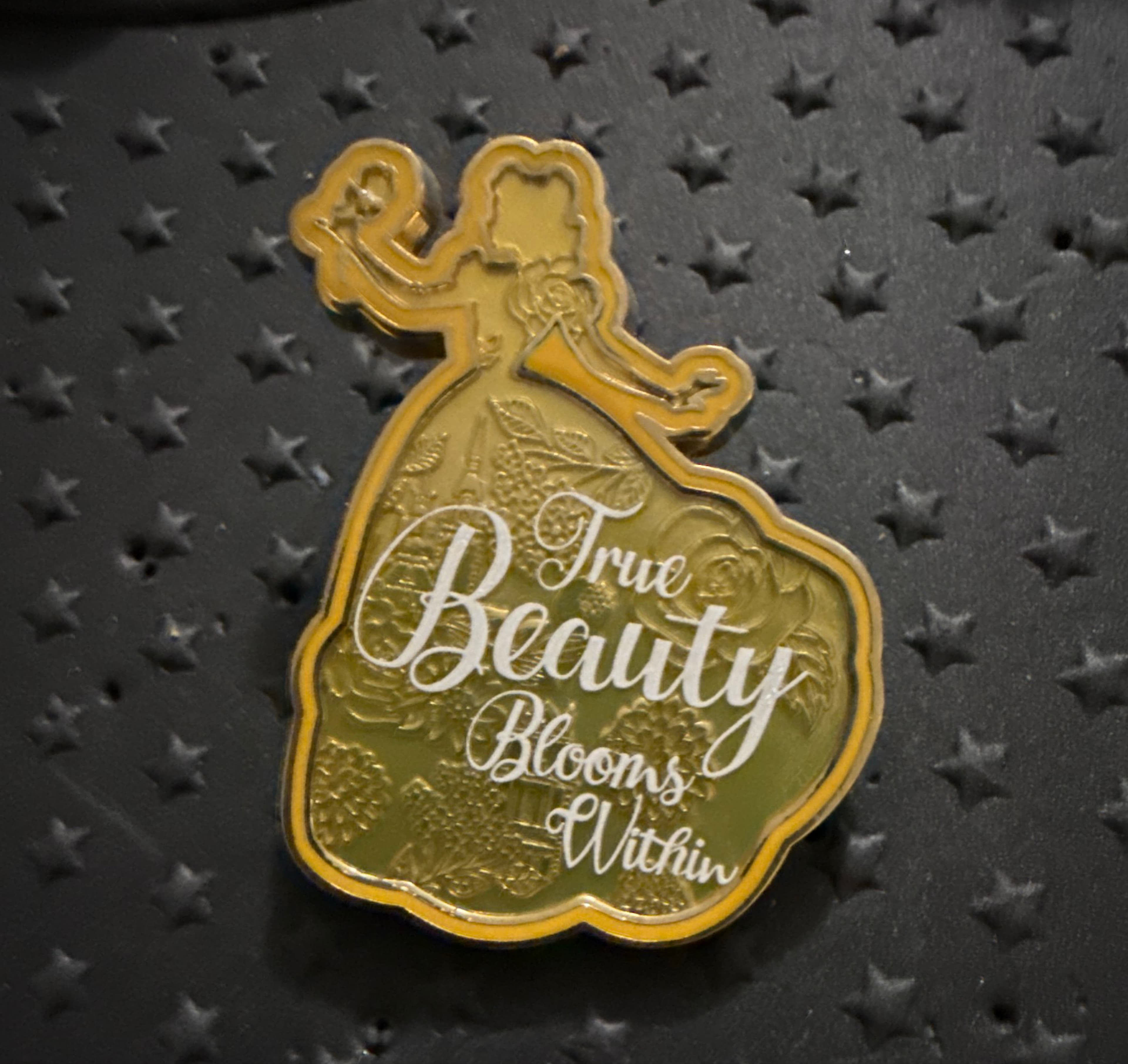 Belle "True Beauty Blooms Within" - Epcot International Flower & Garden Festival 2019 front