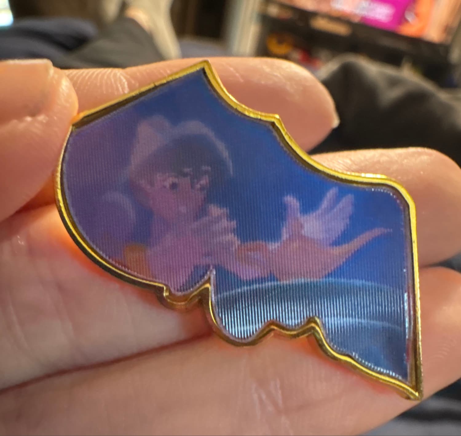 Loungefly Disney Aladdin Lenticular Portrait Puzzle Enamel Pin front