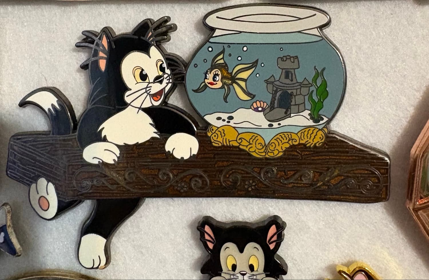 Cleo and Figaro fantasy pin front