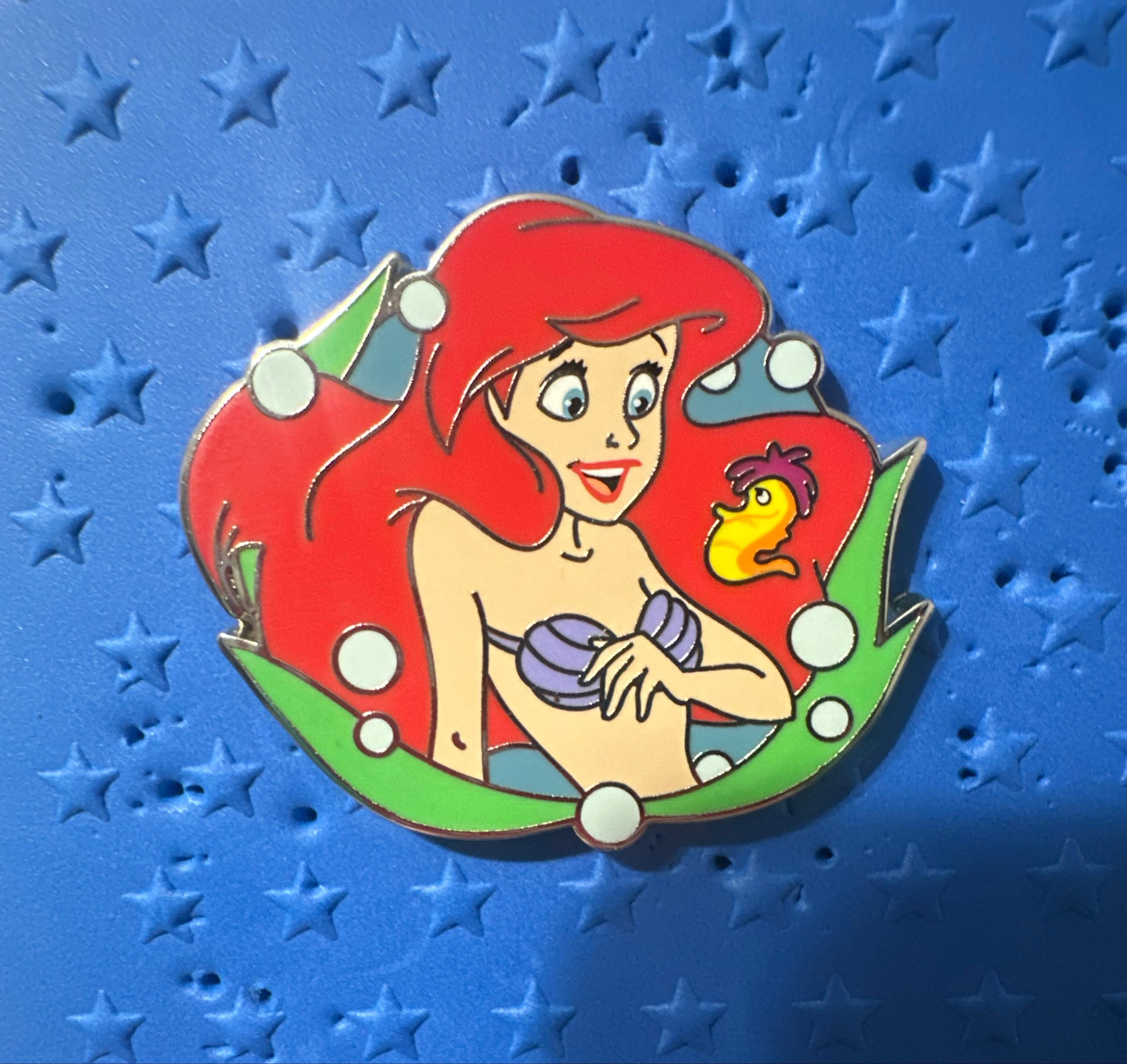 Ariel and Seahorse Pin front