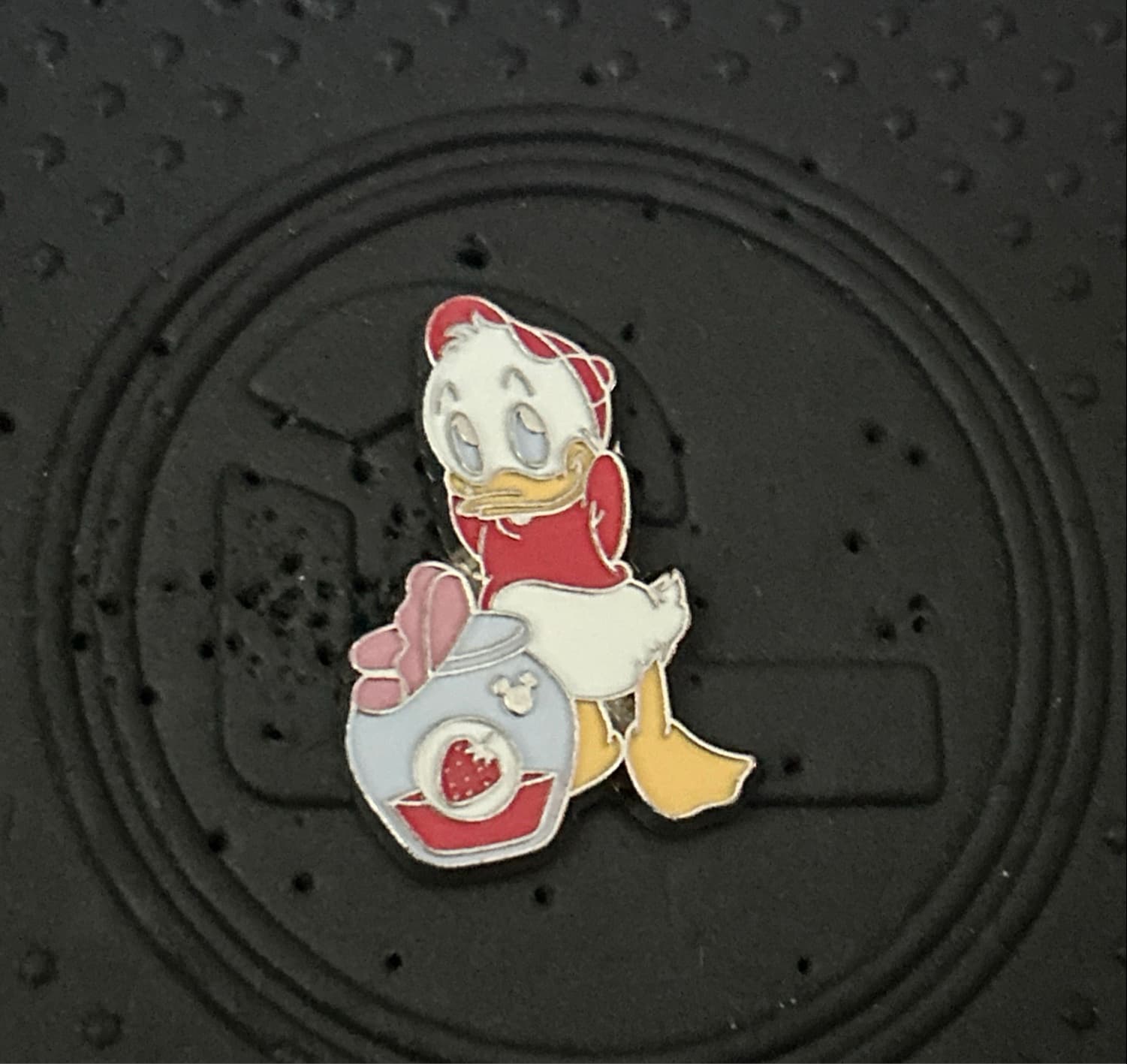 Donald Duck with Strawberry Jam Jar (Red Bow) front