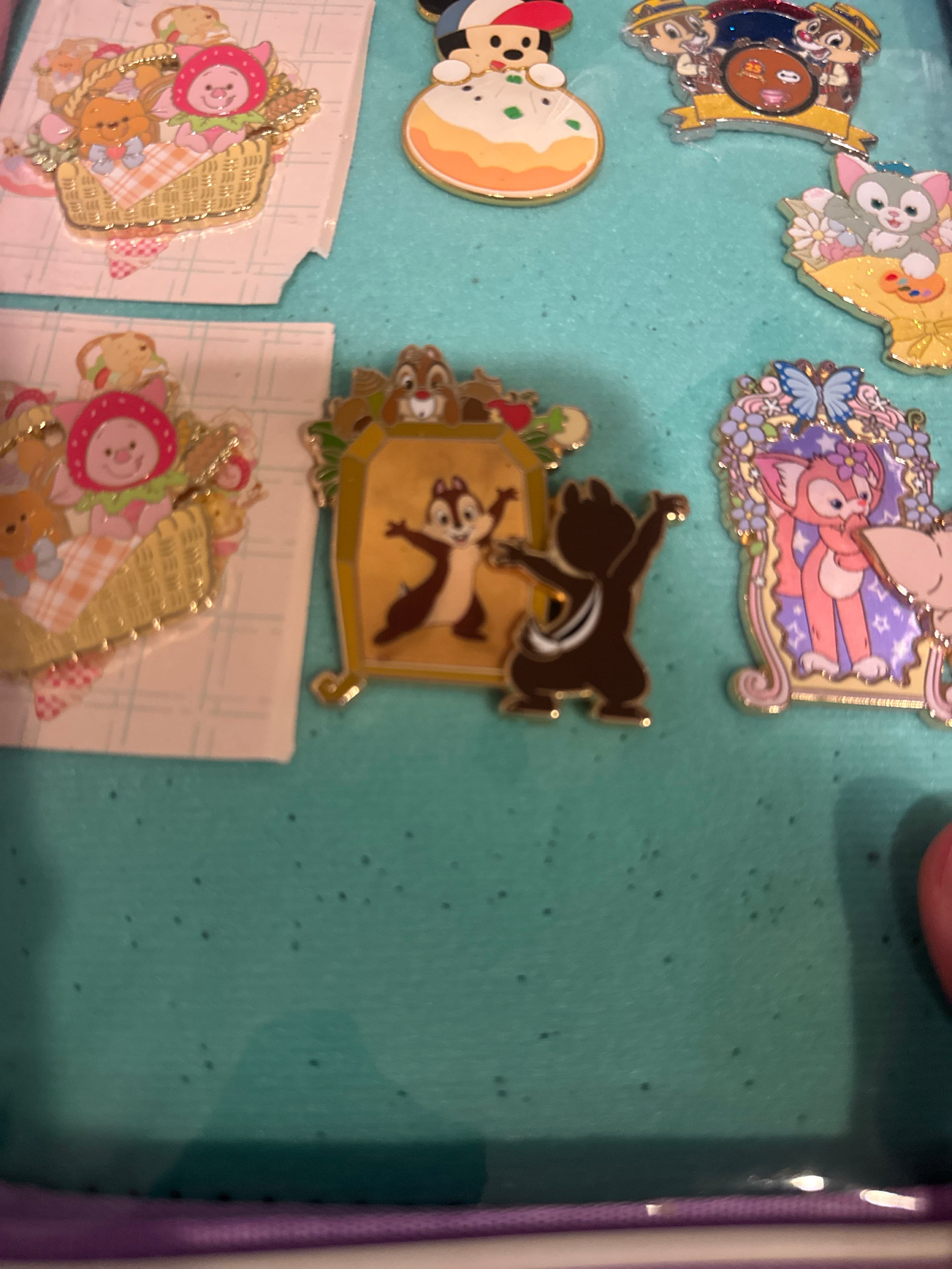 Shanghai Disney Lenticular Mirror Mystery Pin -Chip & Dale front