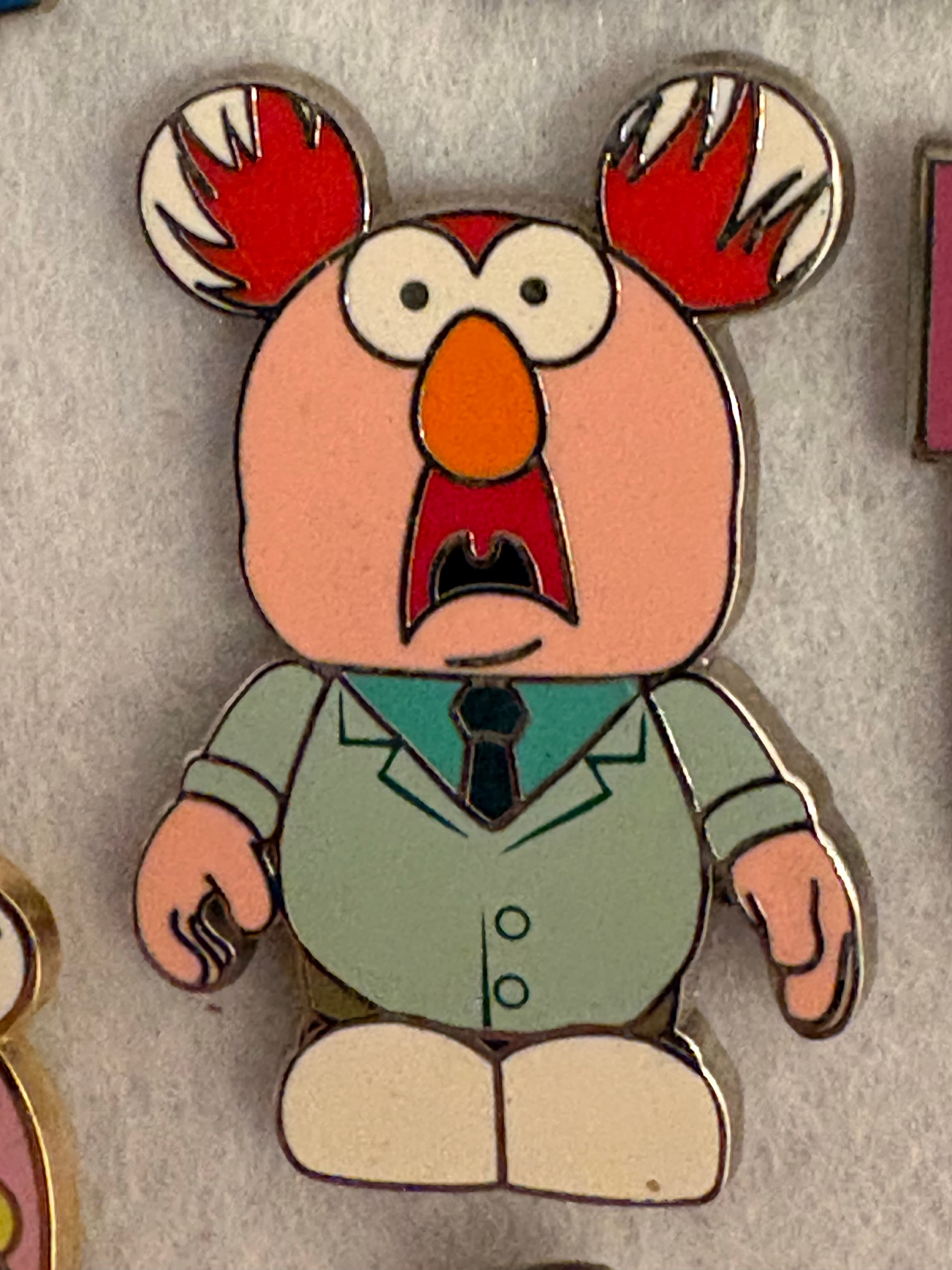 Beaker Vinylmation Pin front