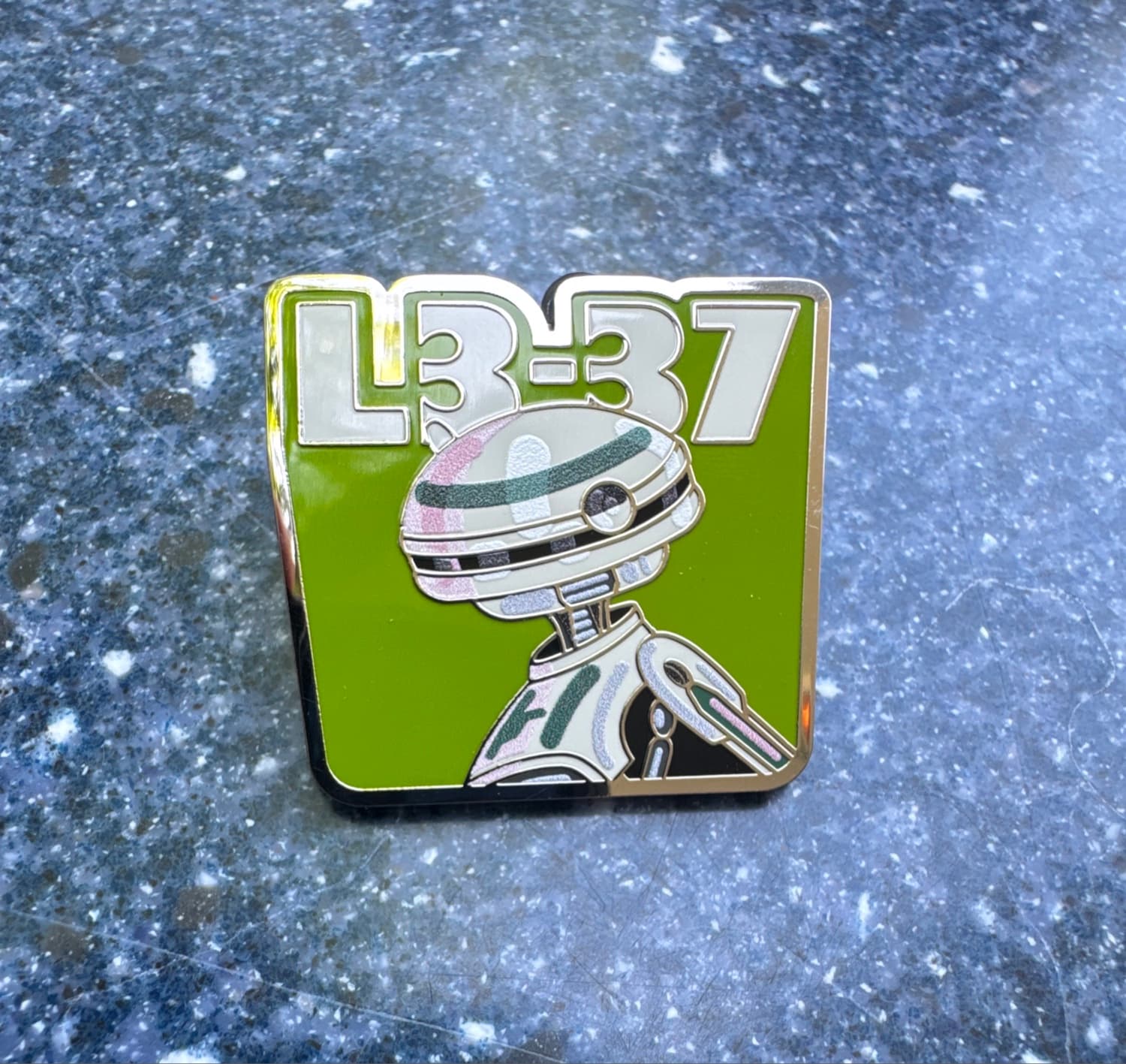 L3-37 Droids Mystery Box Trading Pin front
