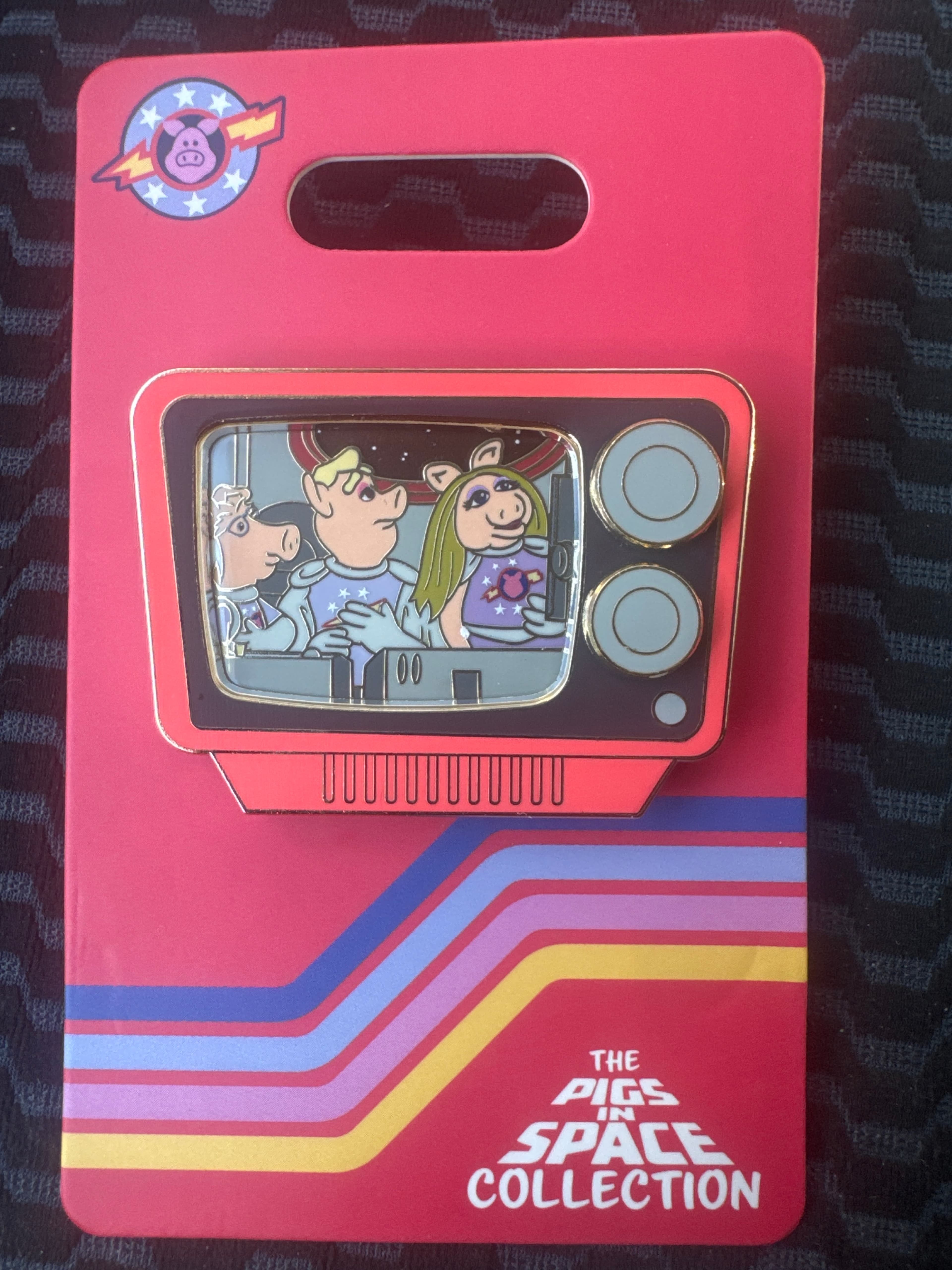 Pigs In Space Muppets MOG Pin front