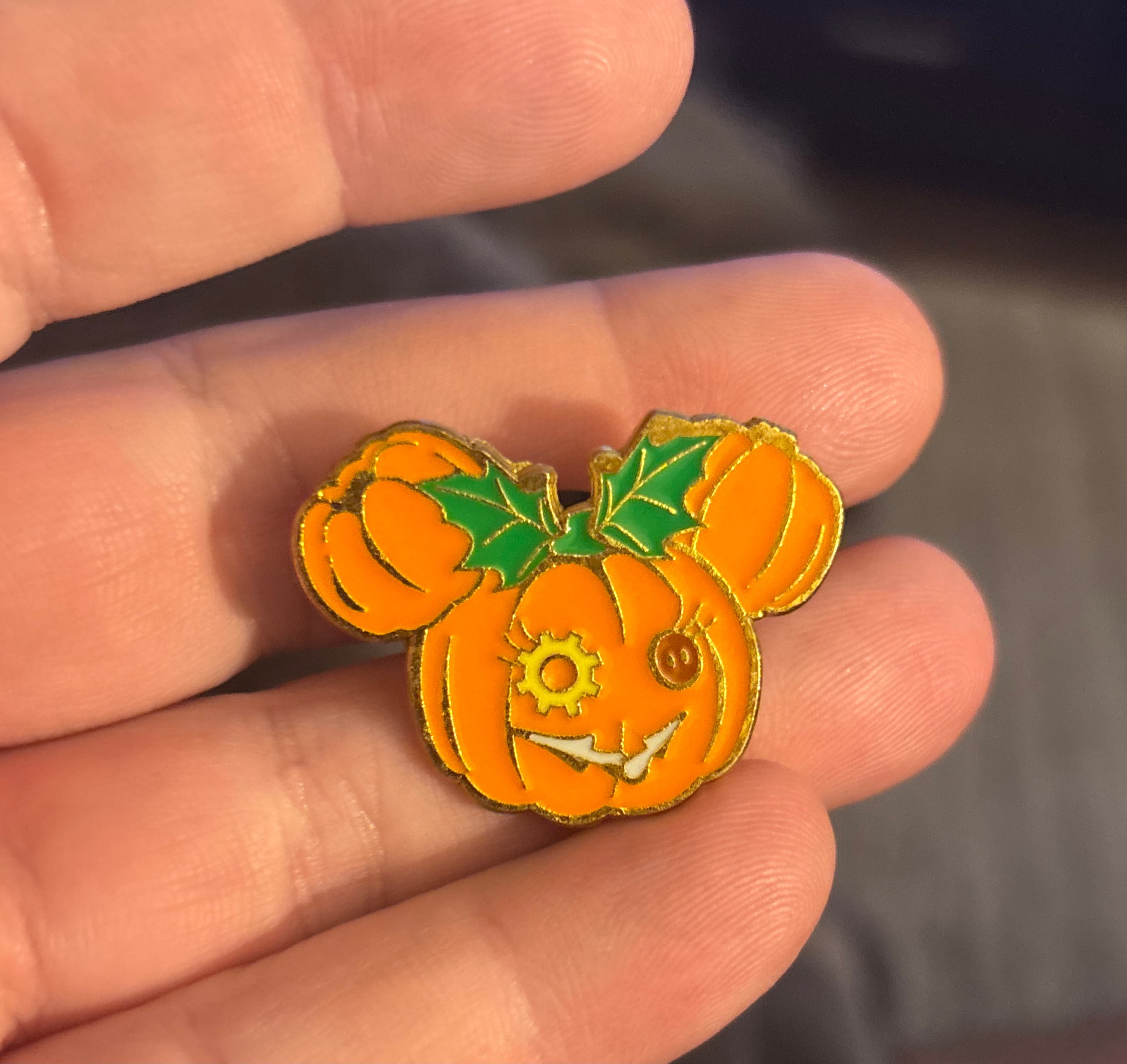 Mickey Mouse Steampunk Pumpkin - Halloween Time front