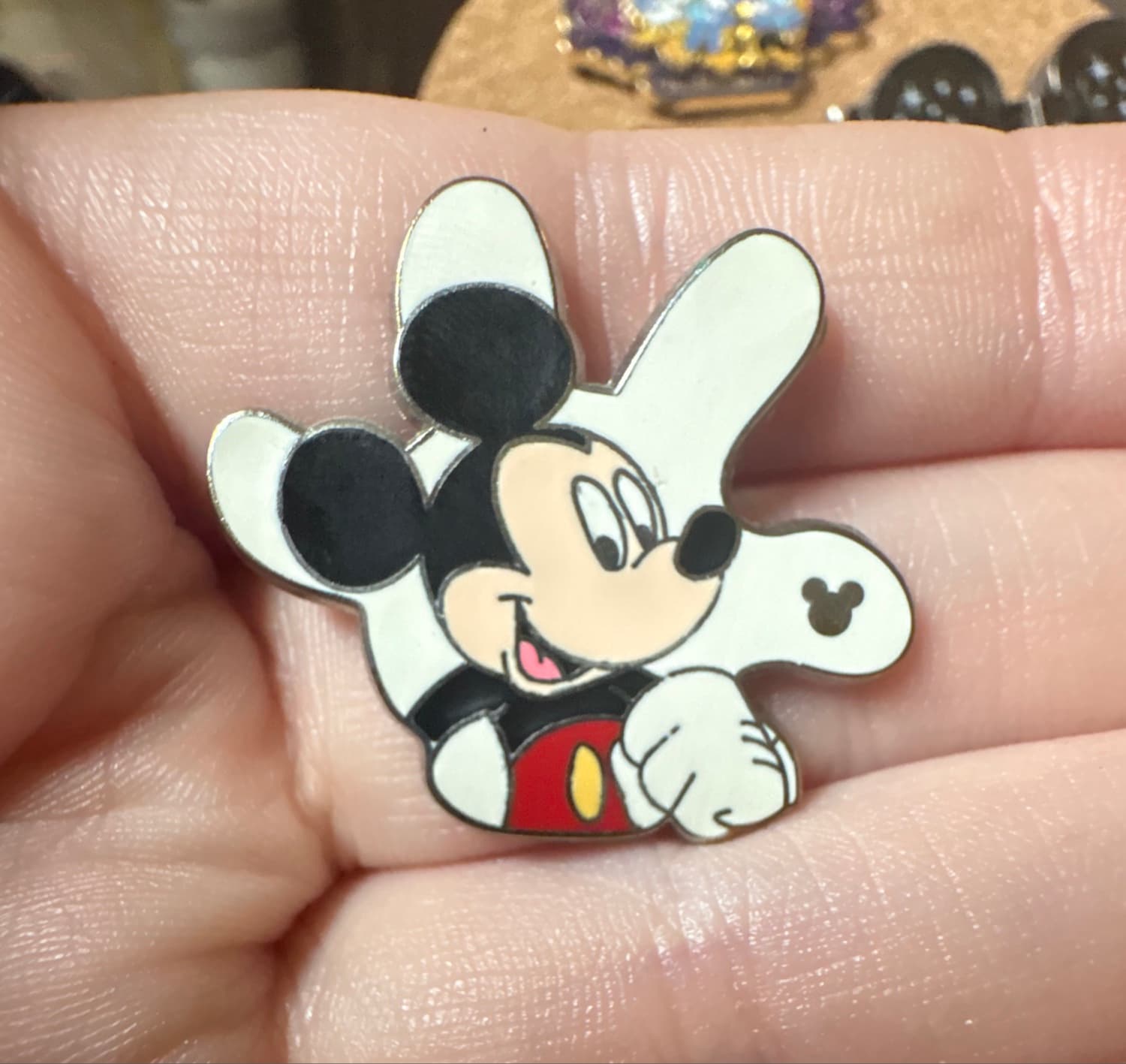 Mickey Mouse Waving White Splash Hidden Mickey Pin front