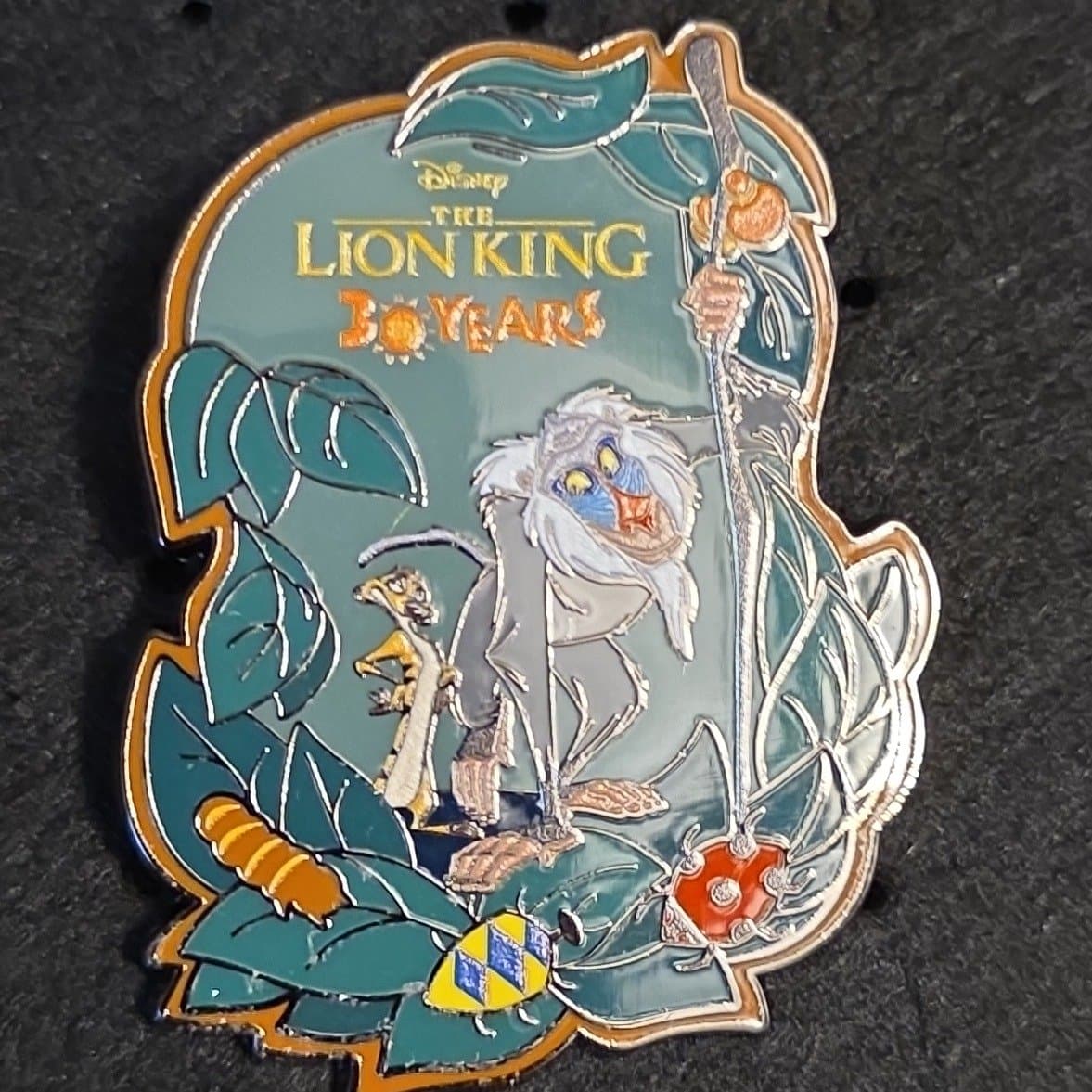 Disney The Lion King 30 Years Anniversary Cast Member Exclusive Pin - Rafiki and Timon with Bugs front