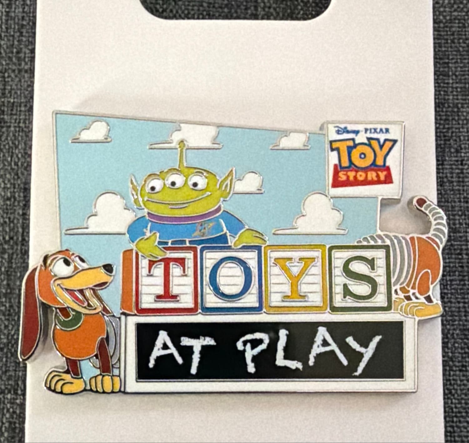 Toy Story - Toys At Play Slinky Dog and Alien front