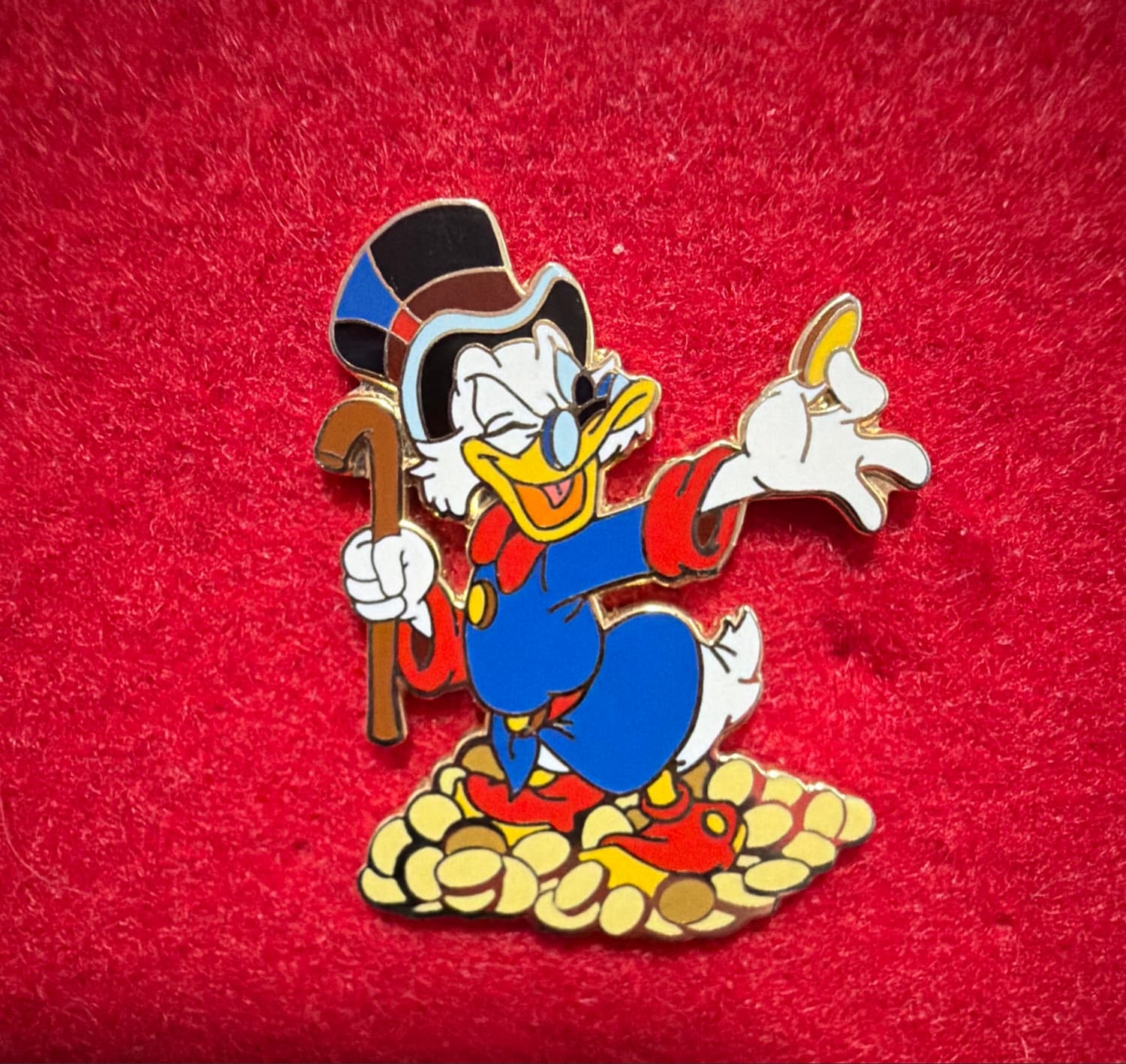 Scrooge McDuck and Coins front