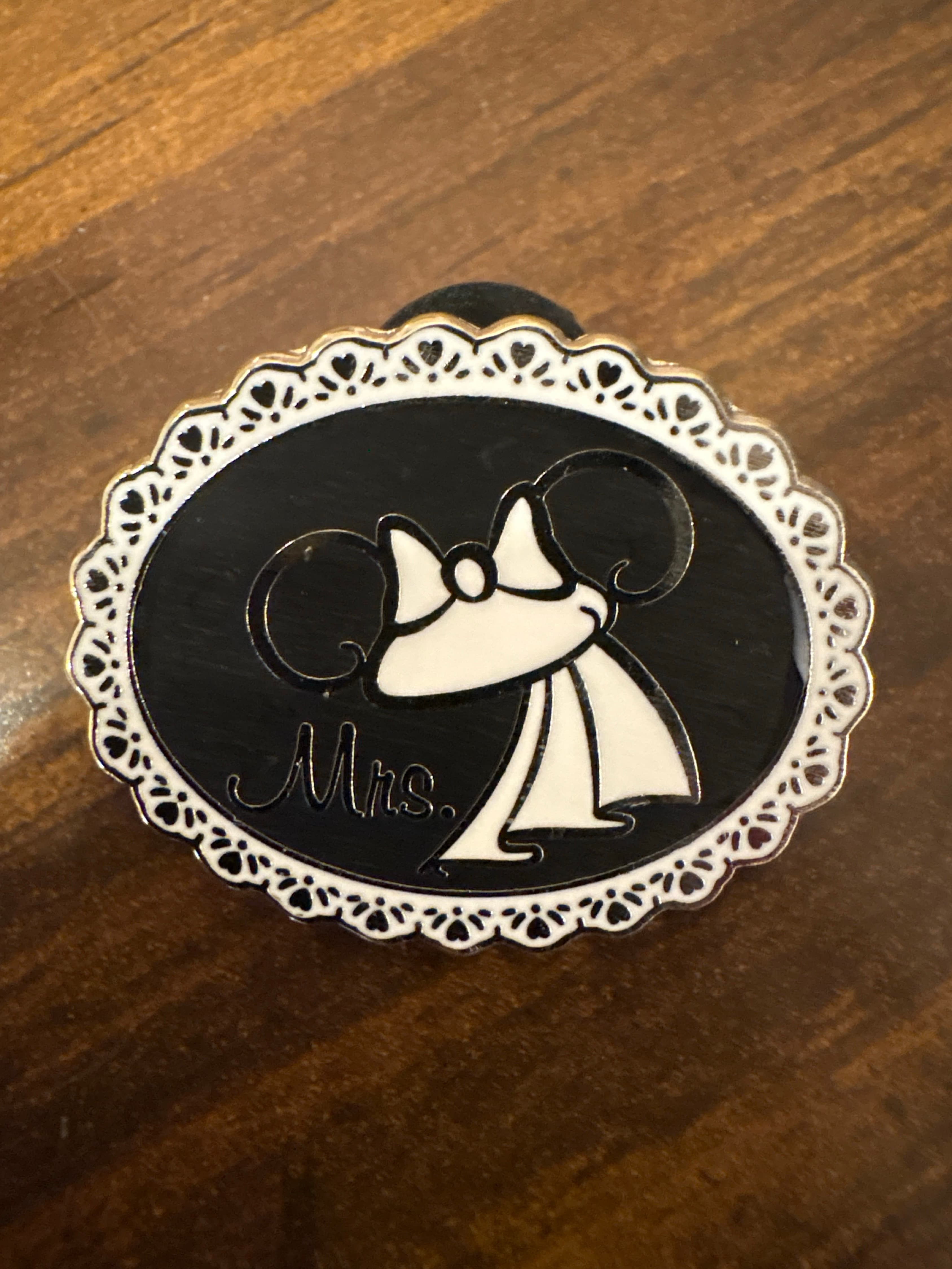 Minnie Mouse Mrs. Wedding Pin front