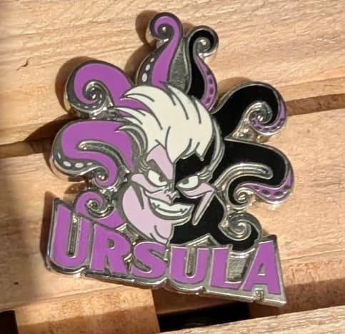 Villains Figural - Ursula front