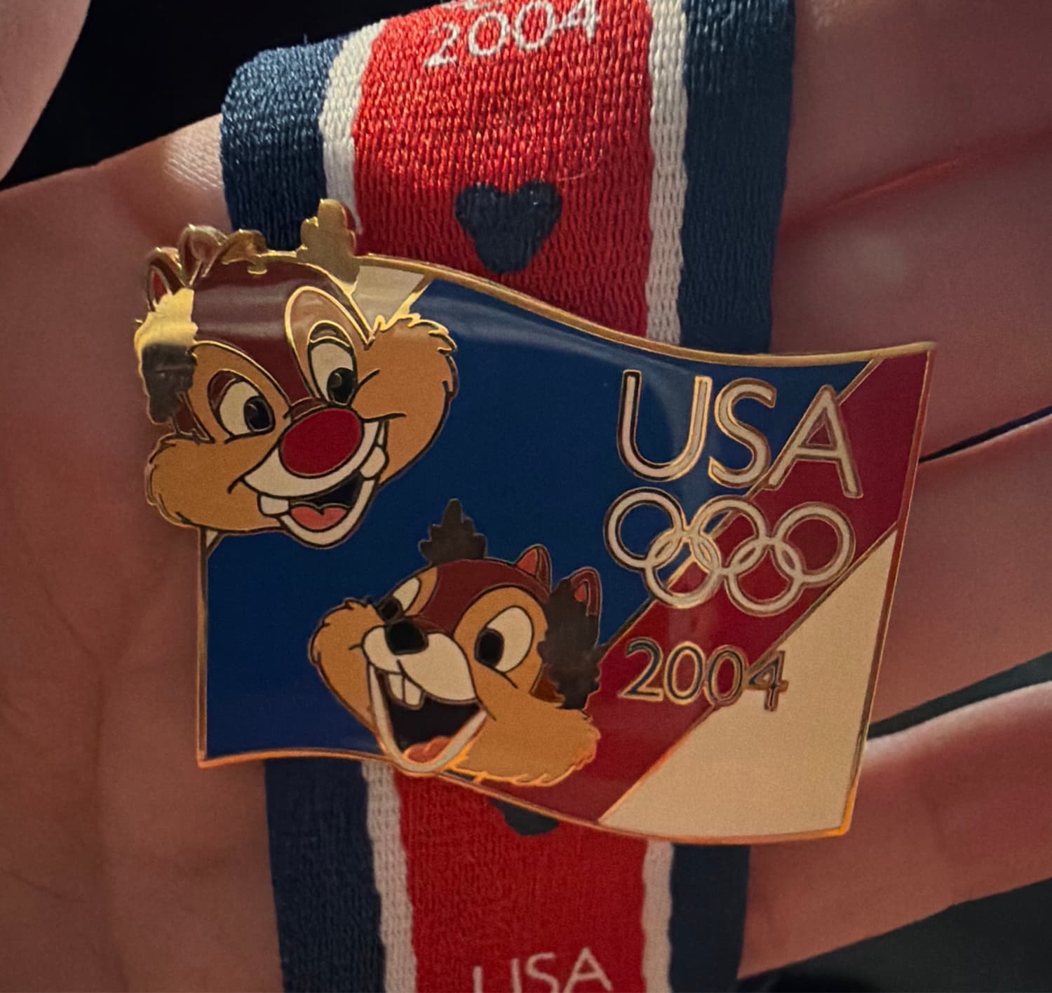 Chip & Dale - 2004 Olympics USA Starter Lanyard Set front